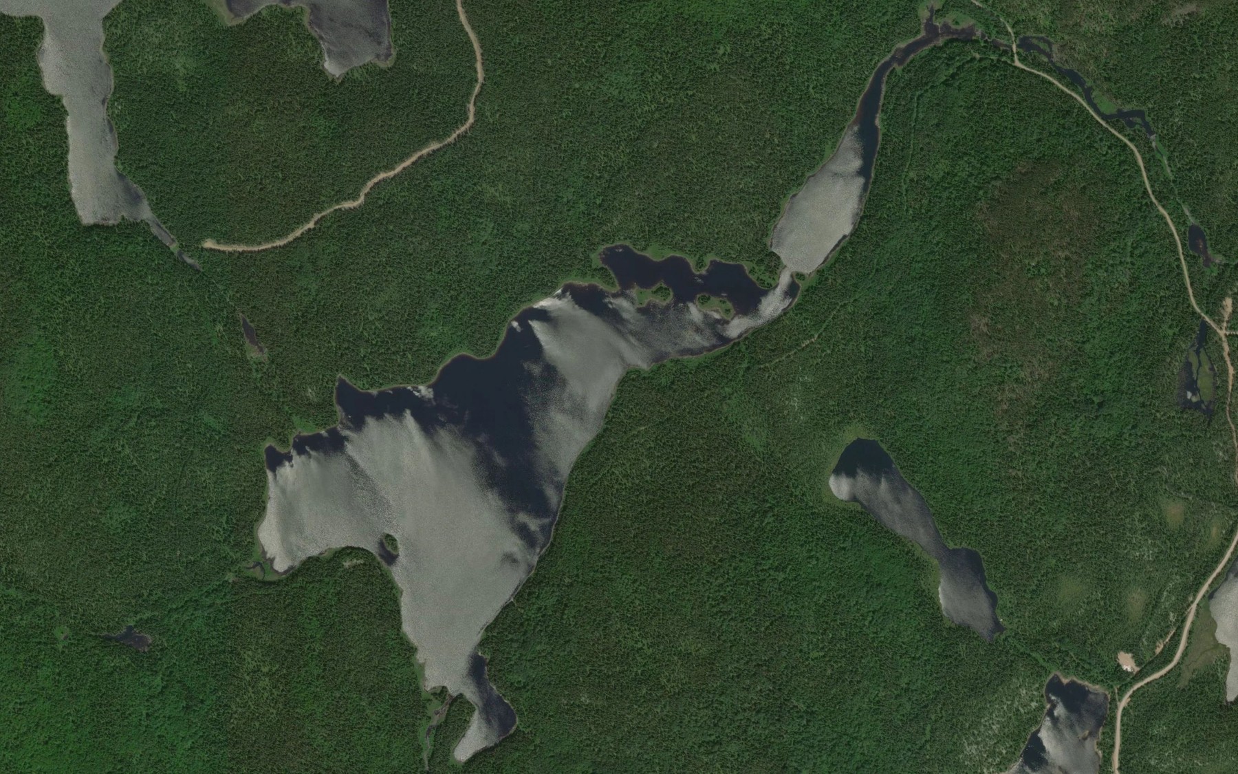 Satellite map of the Lac Delisle
