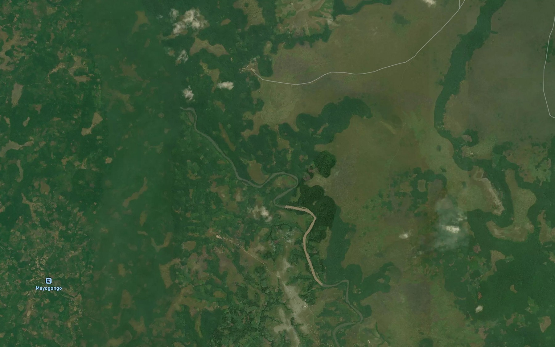 Satellite map of the Loume