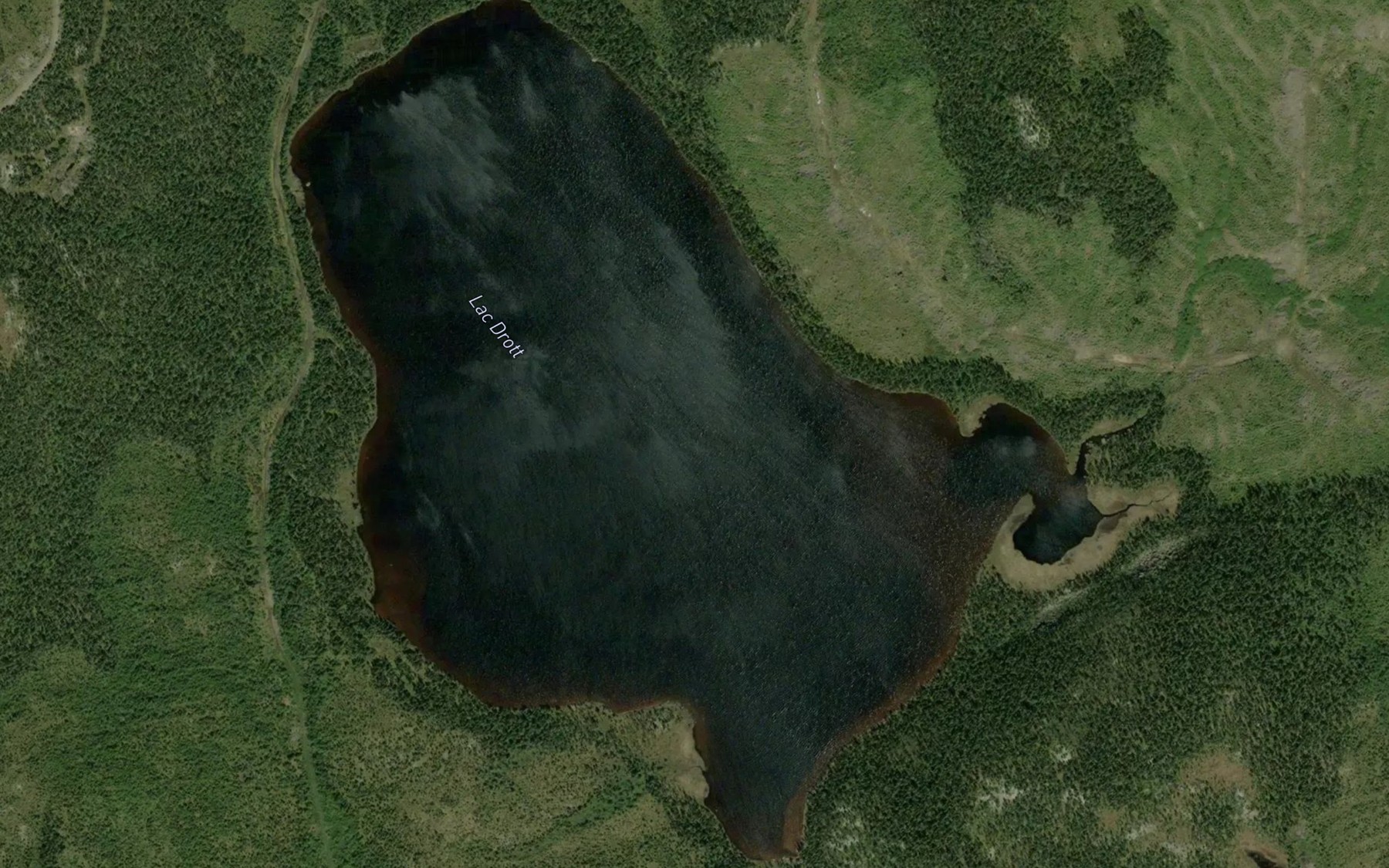 Satellite map of the Lac Drott