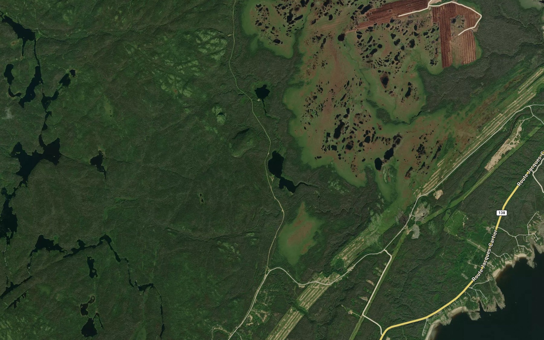 Satellite map of the Grand lac Vachon