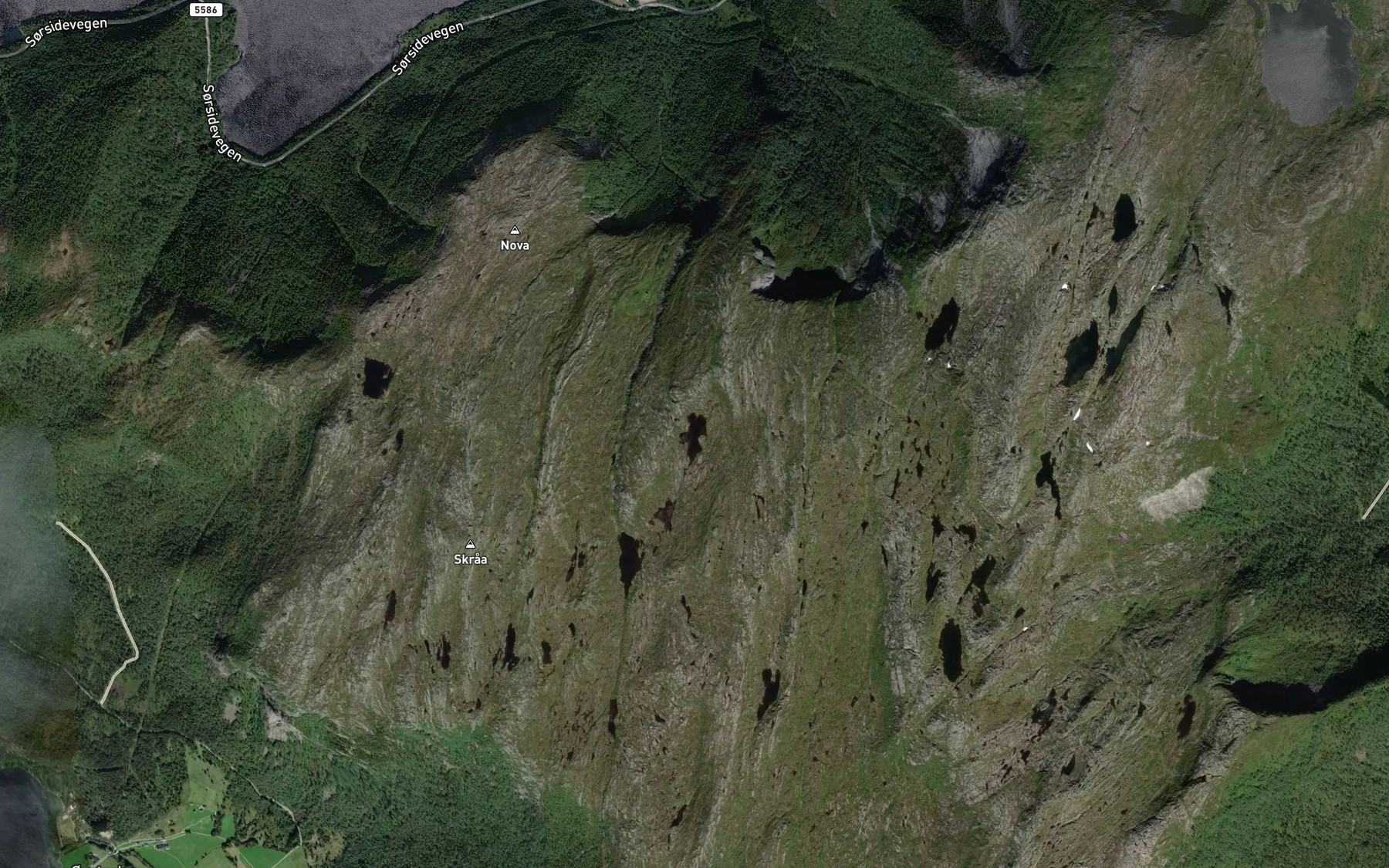 Satellite map of the Vardebotntjorna
