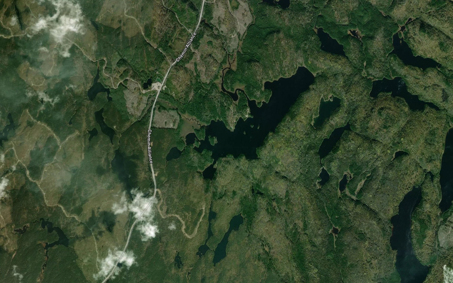 Satellite map of the Lac Taillon