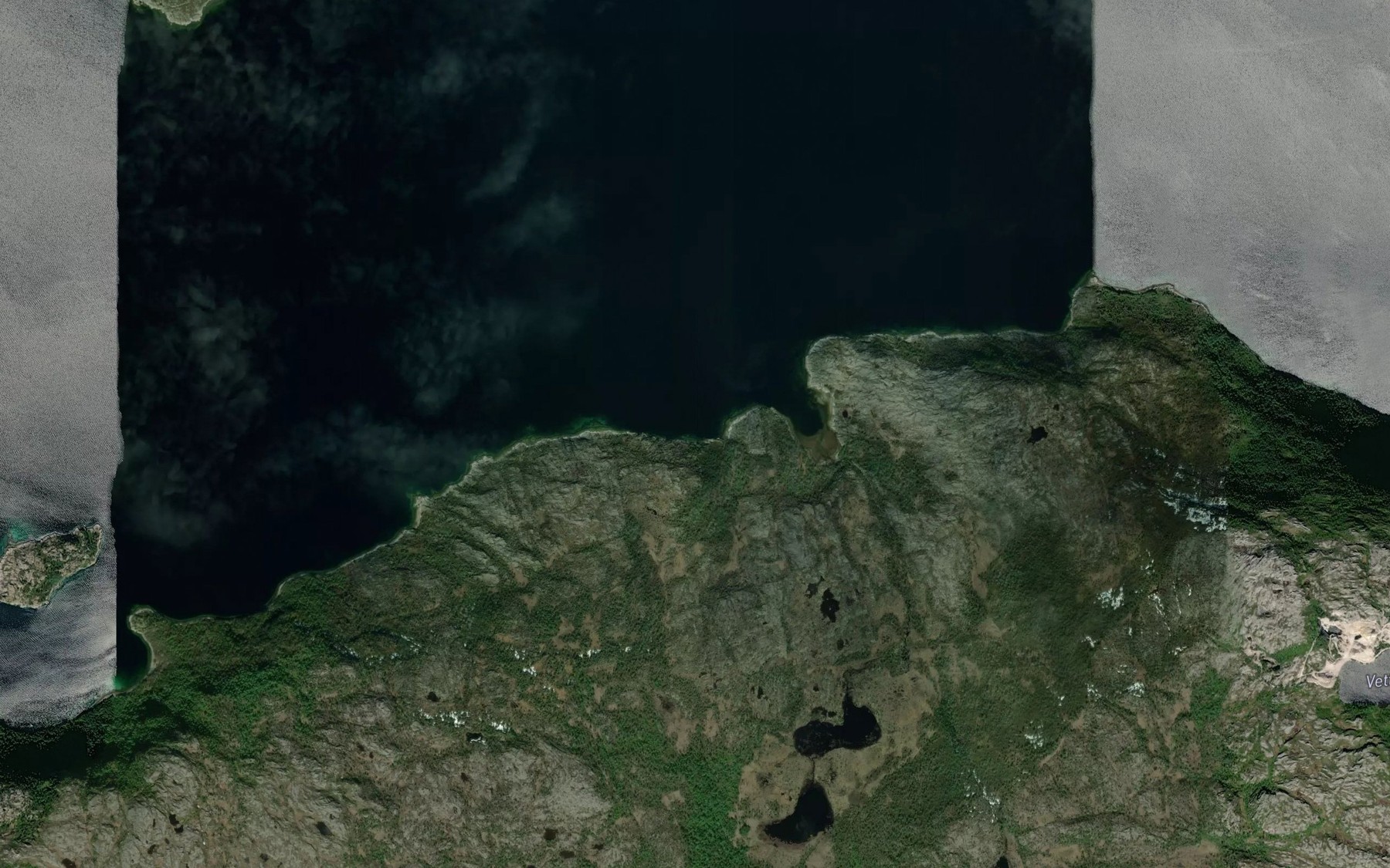Satellite map of the Ervika,l