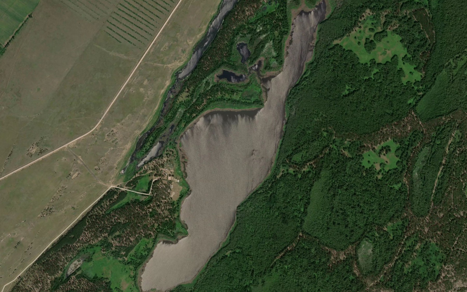 Satellite map of the Ozero Rybal'noye