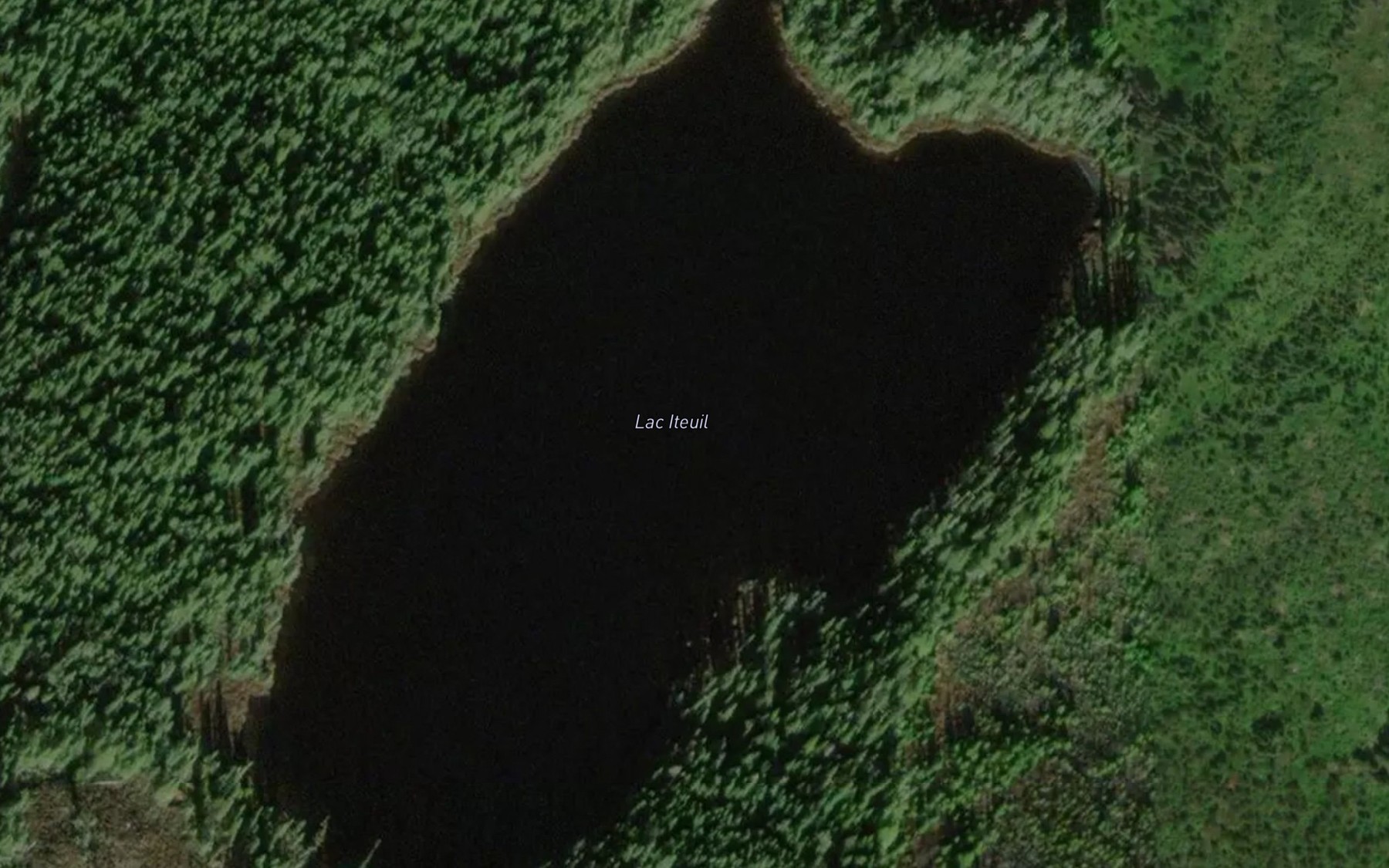Satellite map of the Lac Iteuil