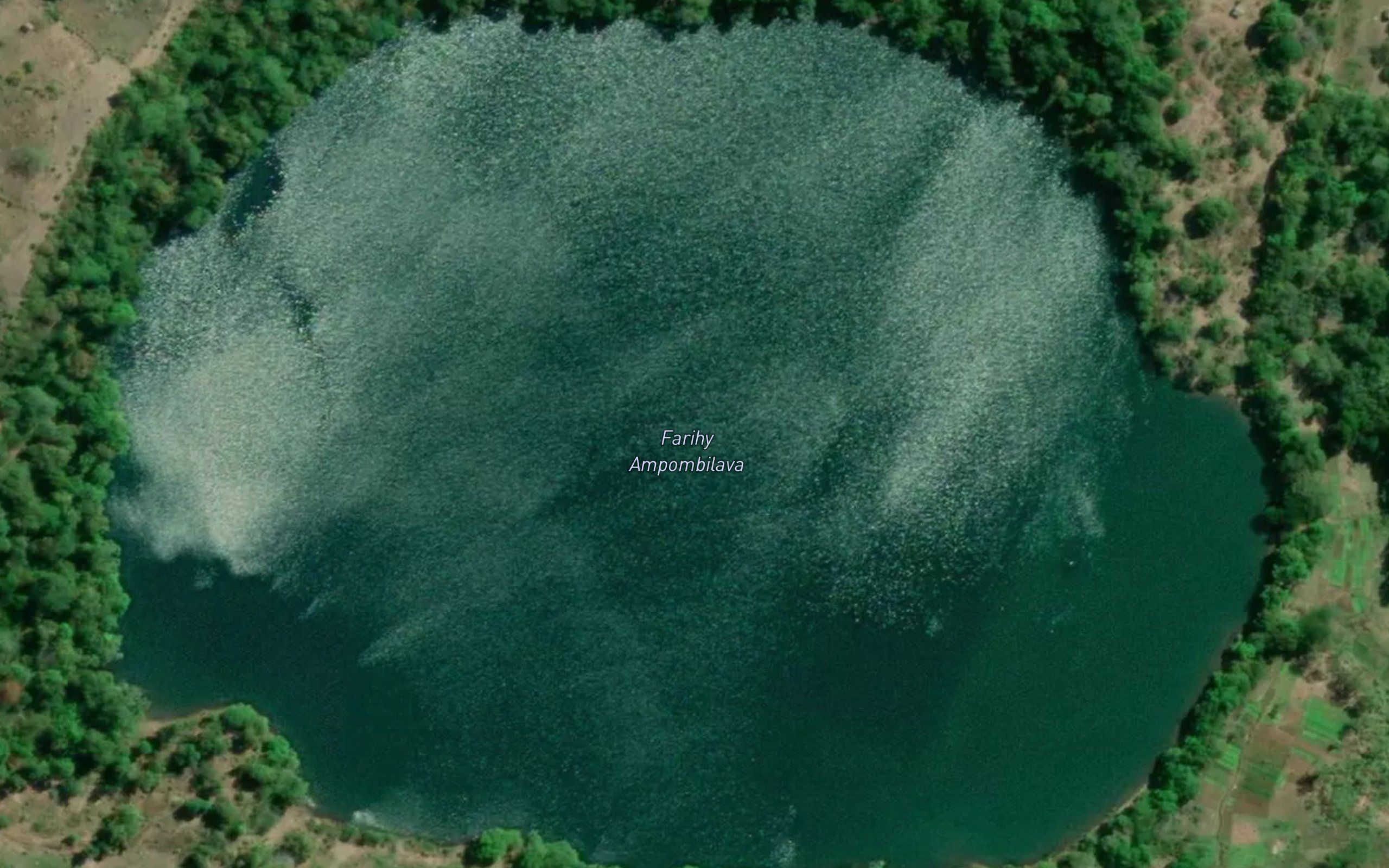Lac Ampombilava