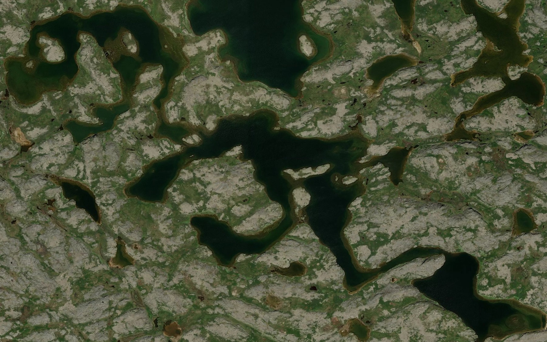 Satellite map of the Lac Akulik