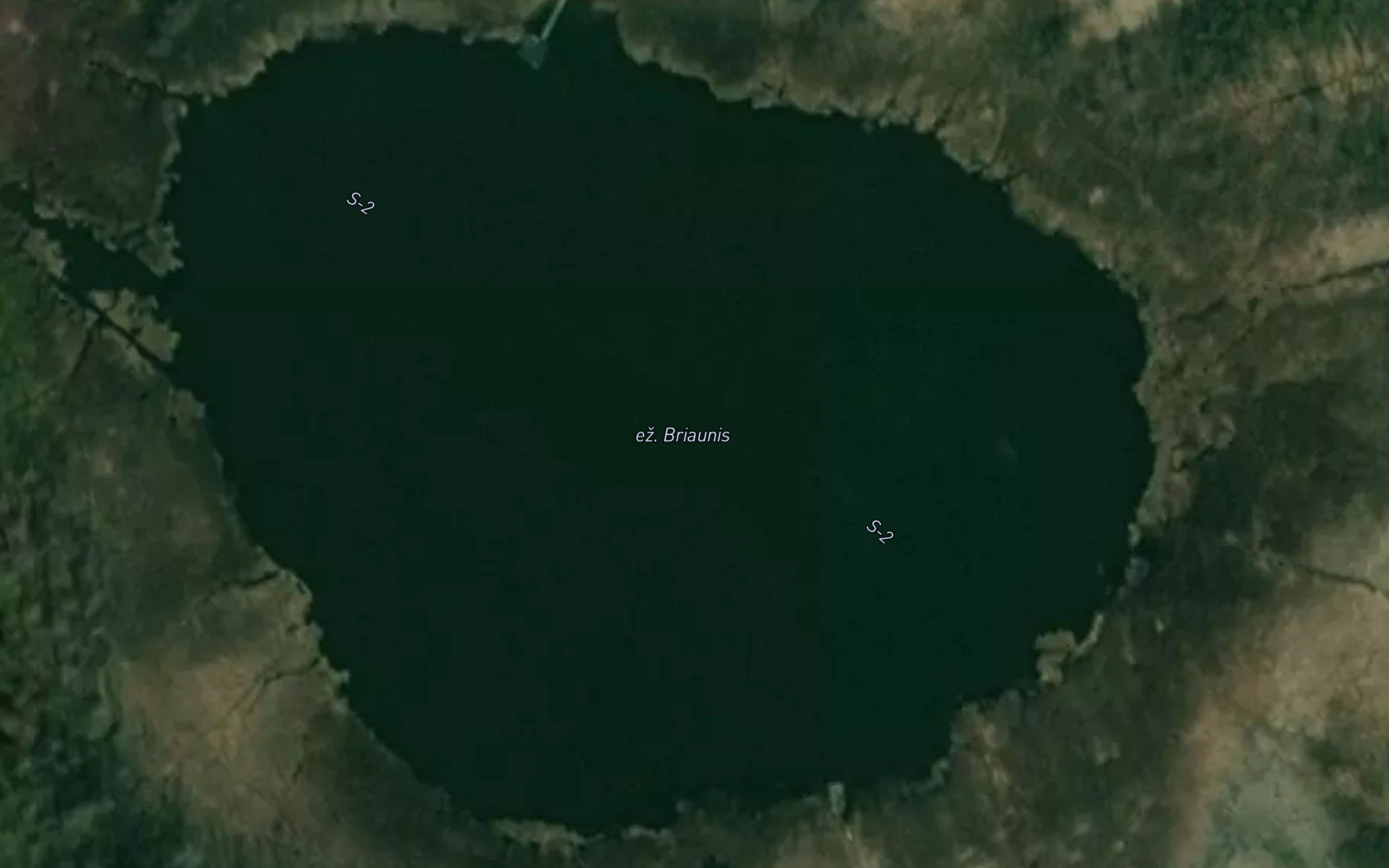 Ezeras Briaunis