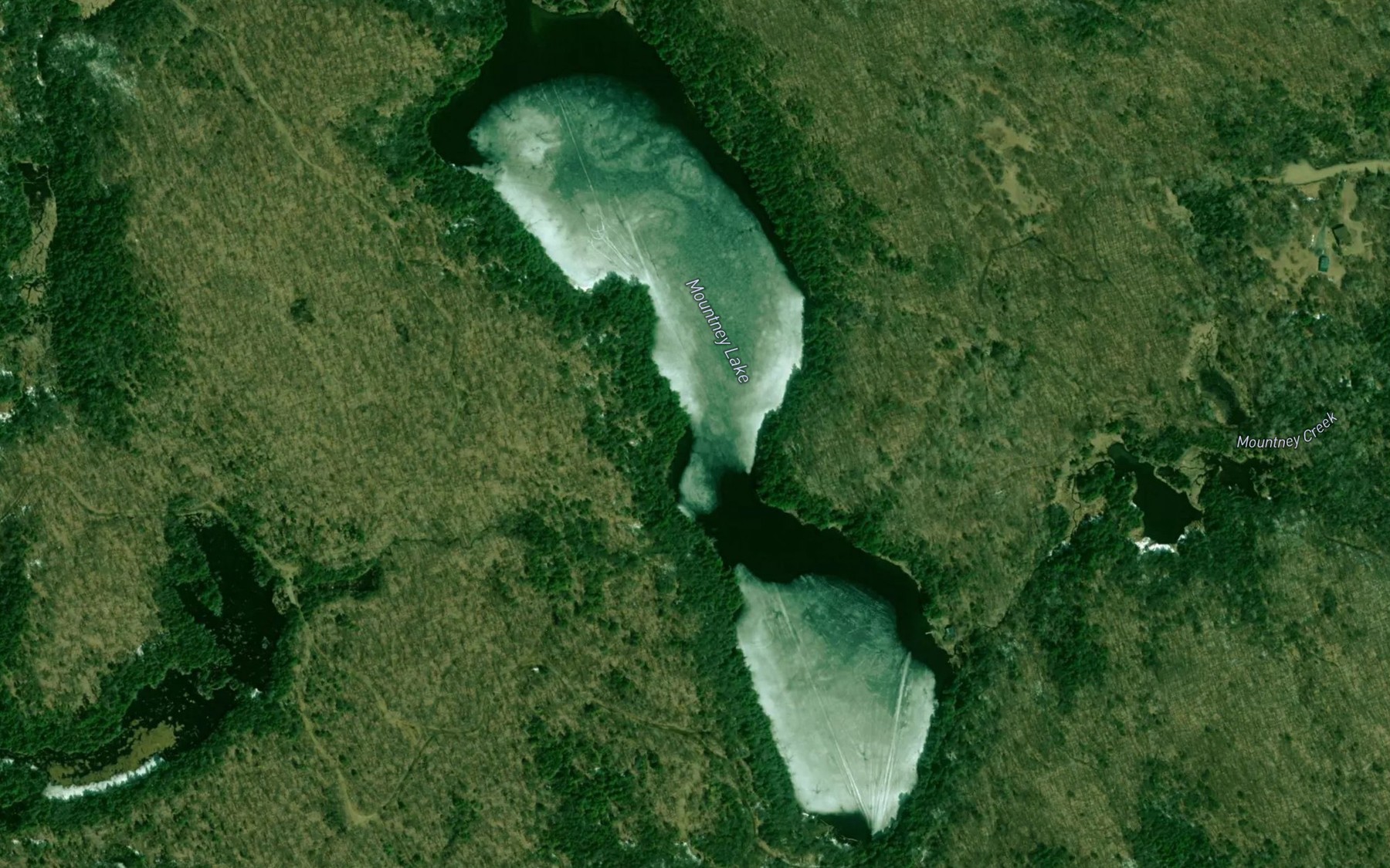Satellite map of the Mountney Lake