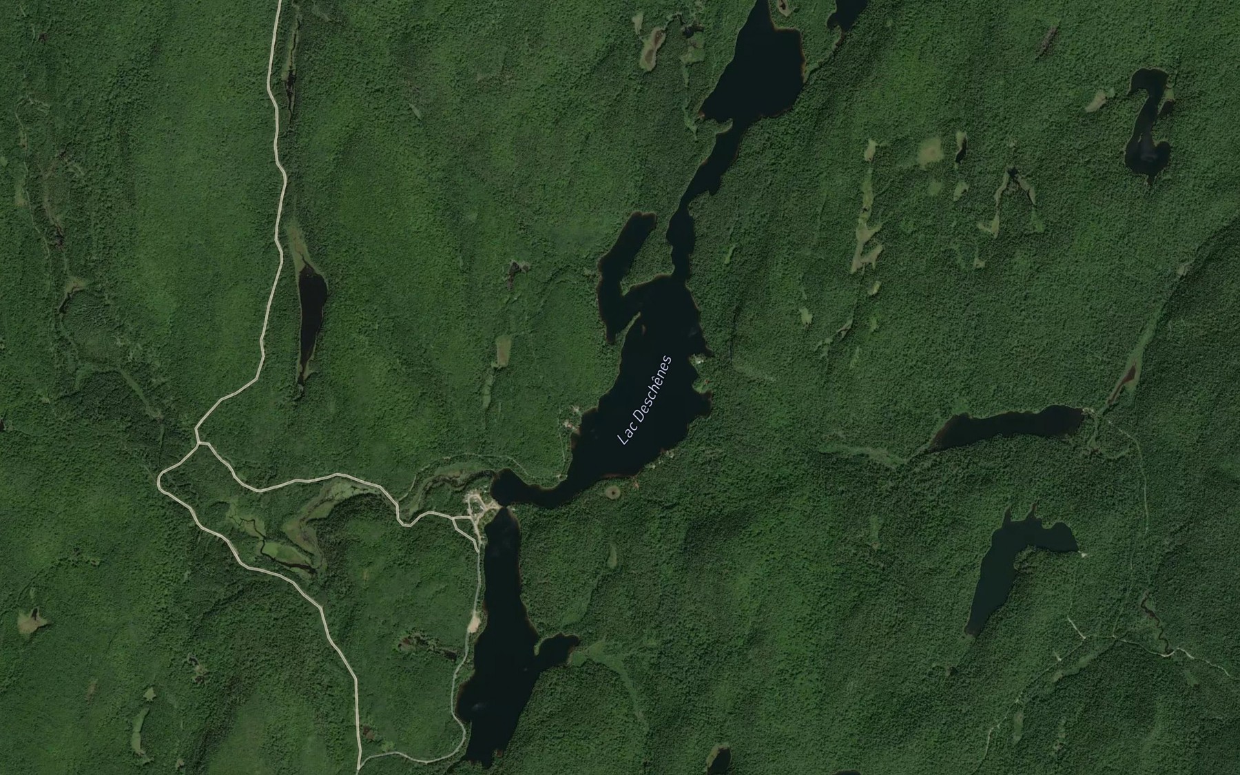 Satellite map of the Lac Deschenes