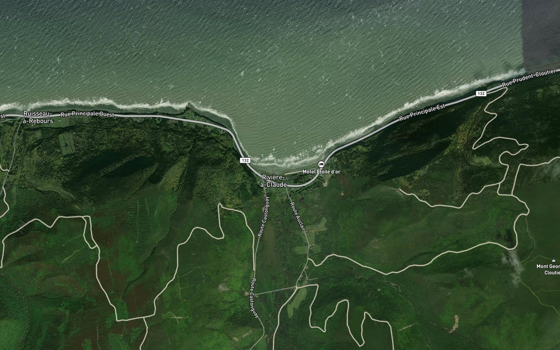 Satellite map of the Riviere a Claude
