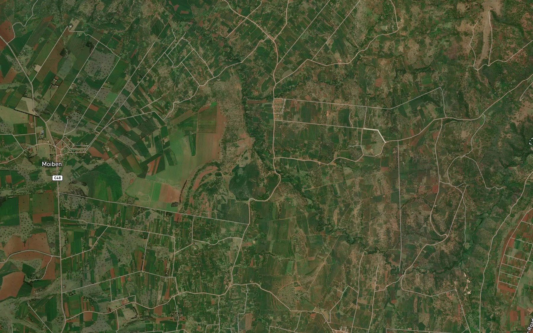 Satellite map of the Moyben