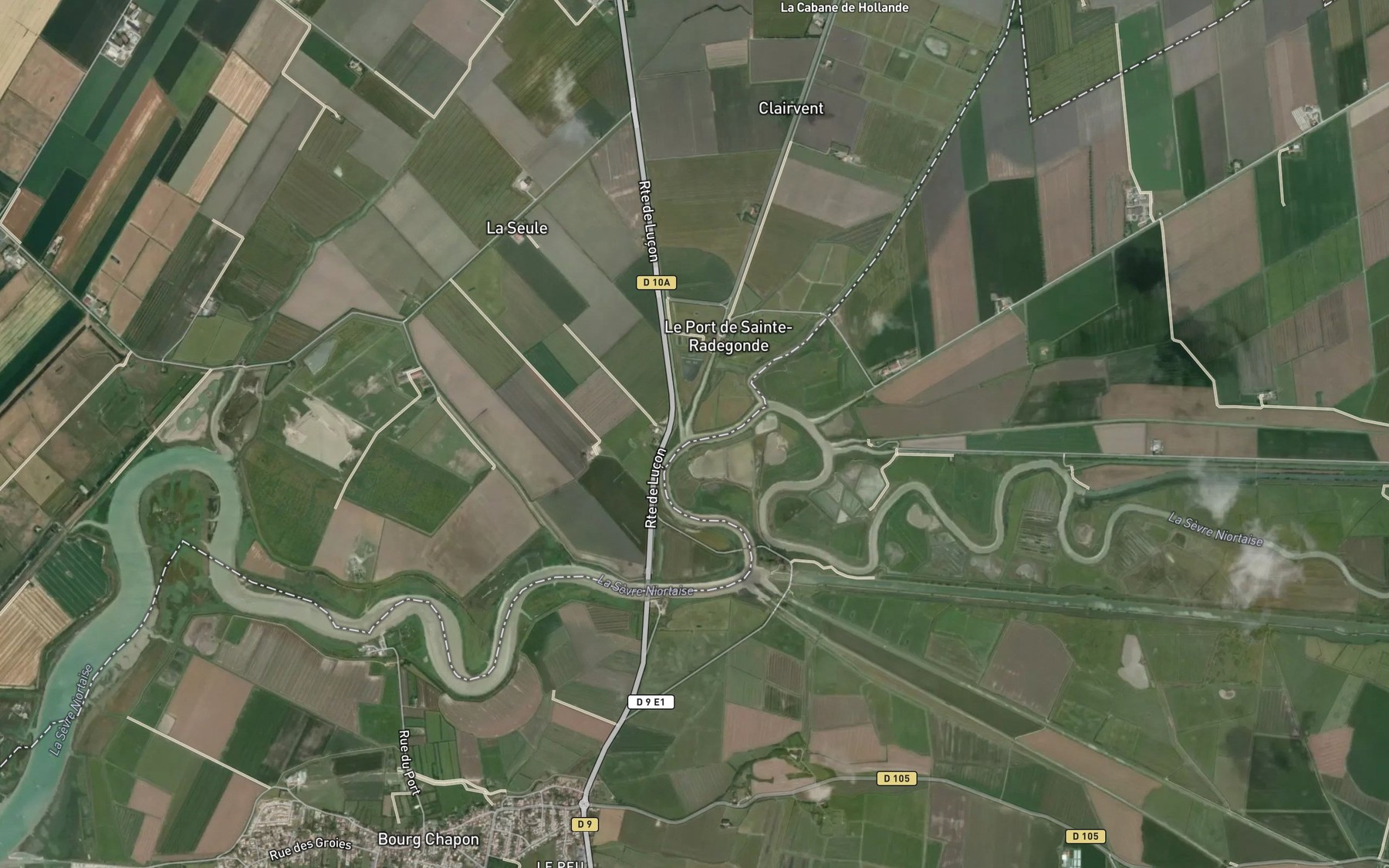 Satellite map of the Canal du Clain