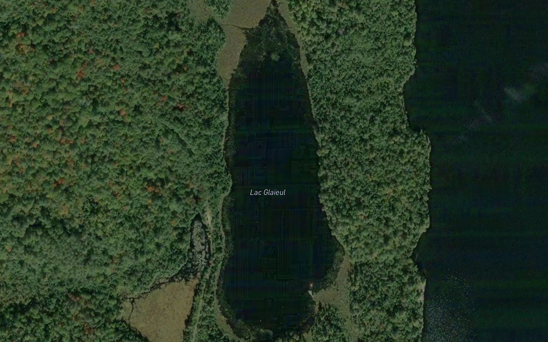 Satellite map of the Lac Glaieul