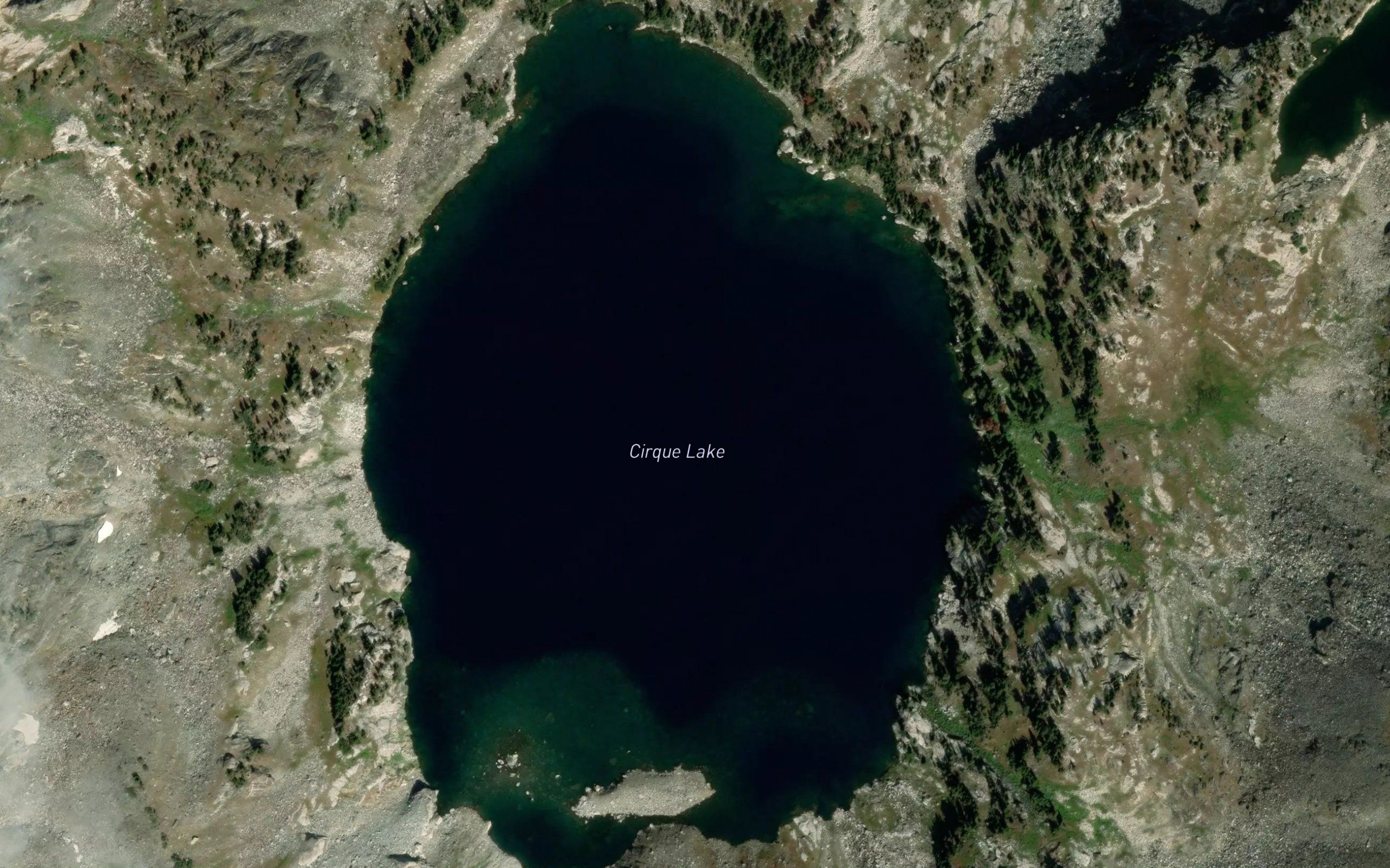 Cirque Lake