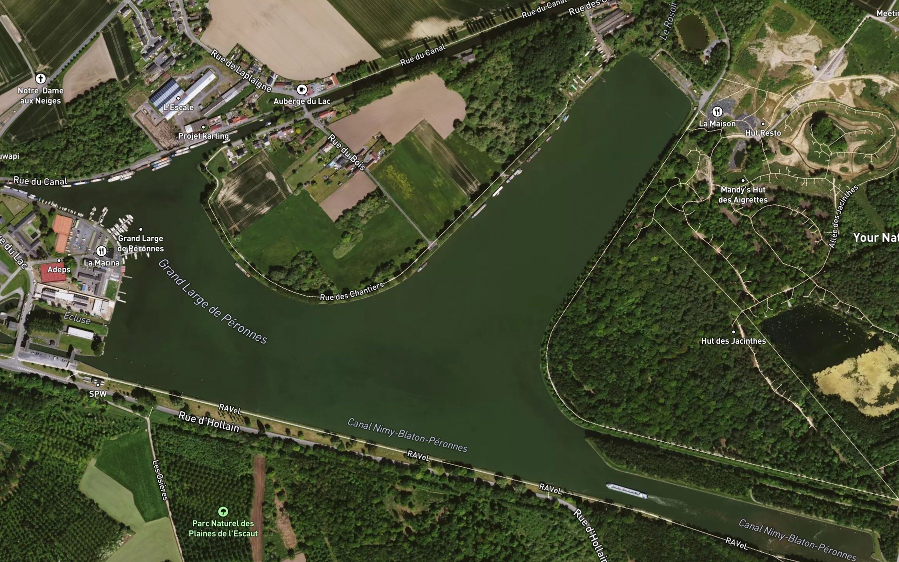 Satellite map of the Le Large