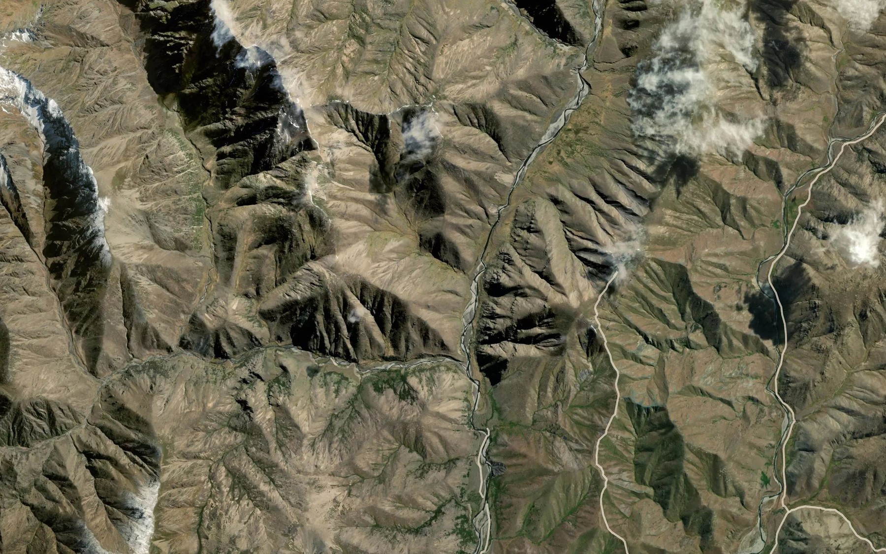 Satellite map of the Saxton River