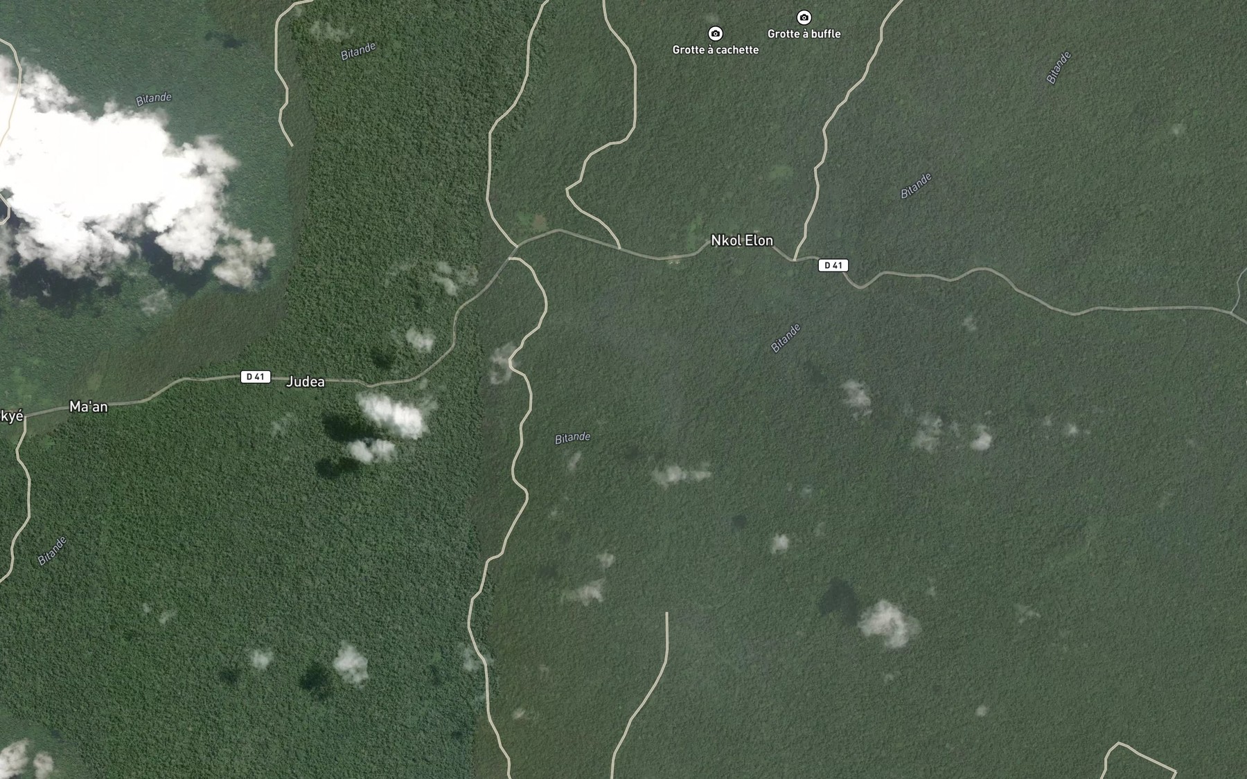 Satellite map of the Akom
