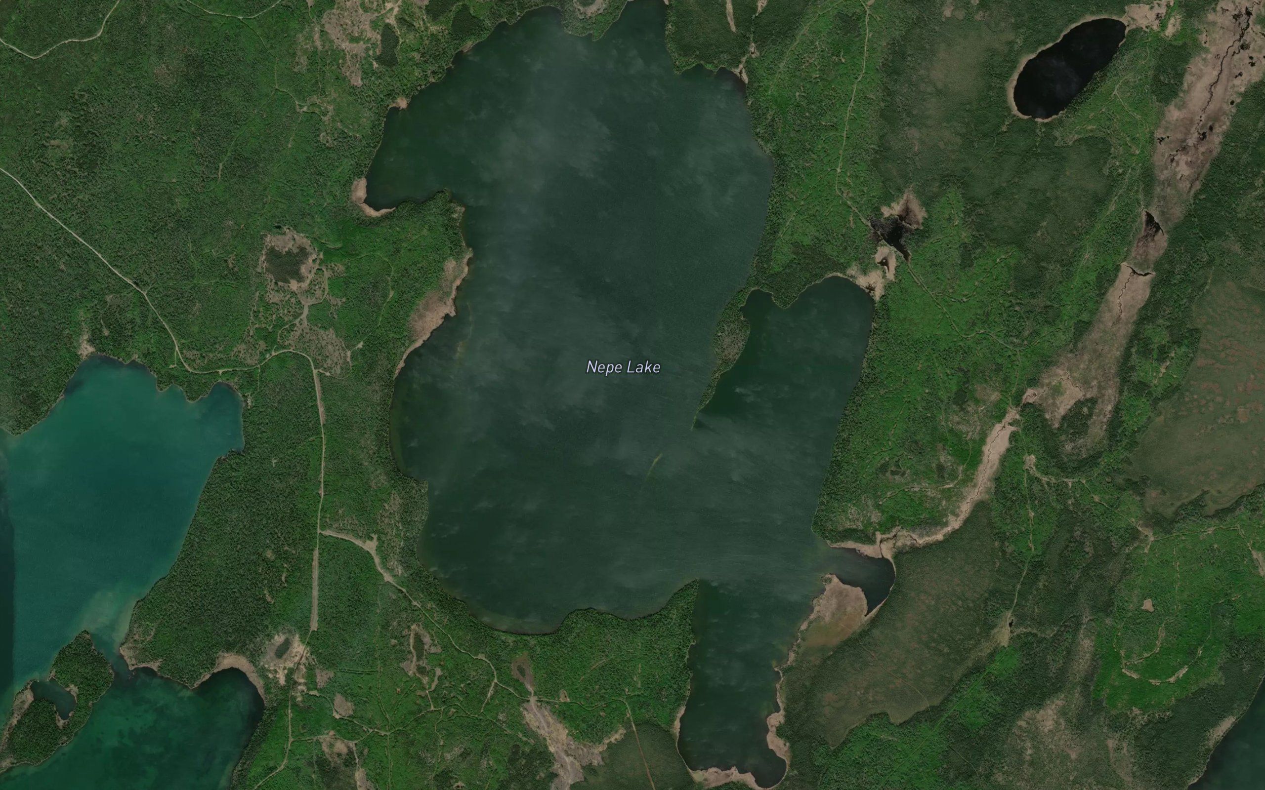 Nepe (Leaf) Lake