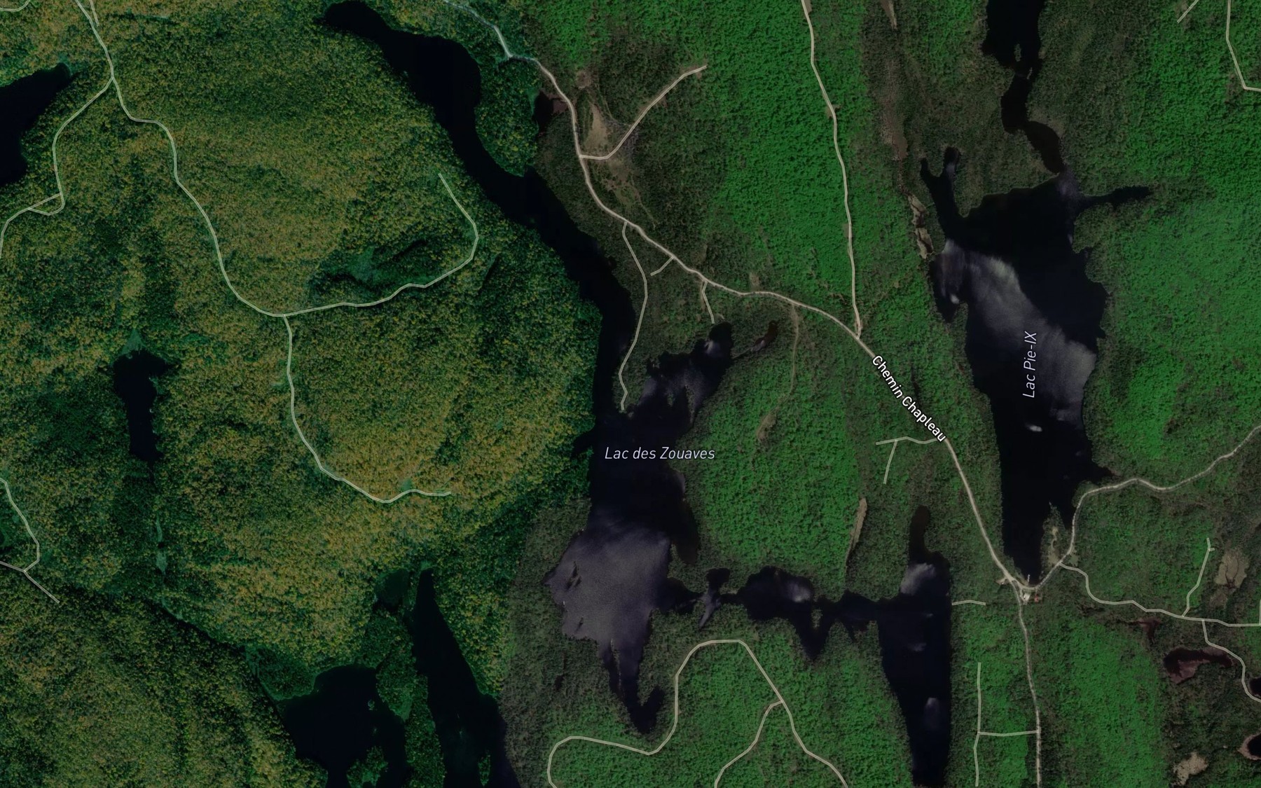 Satellite map of the Lac des Zouaves