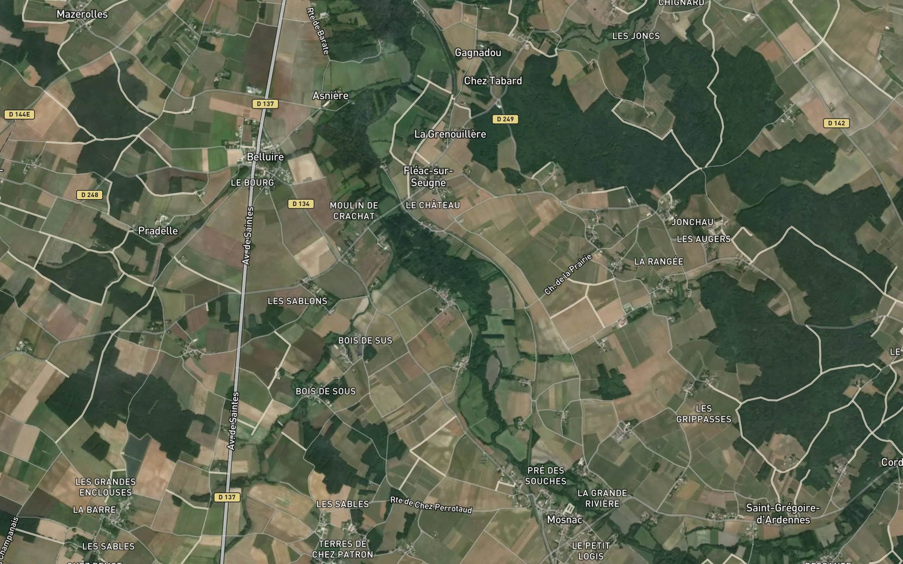 Satellite map of the Trefle