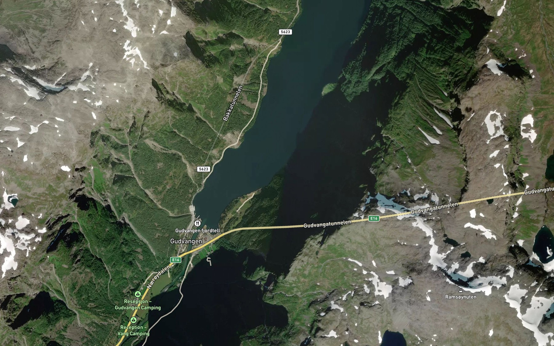 Satellite map of the Sjoskredviki