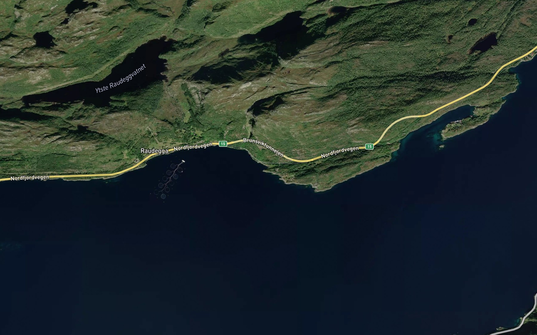 Satellite map of the Skutvika
