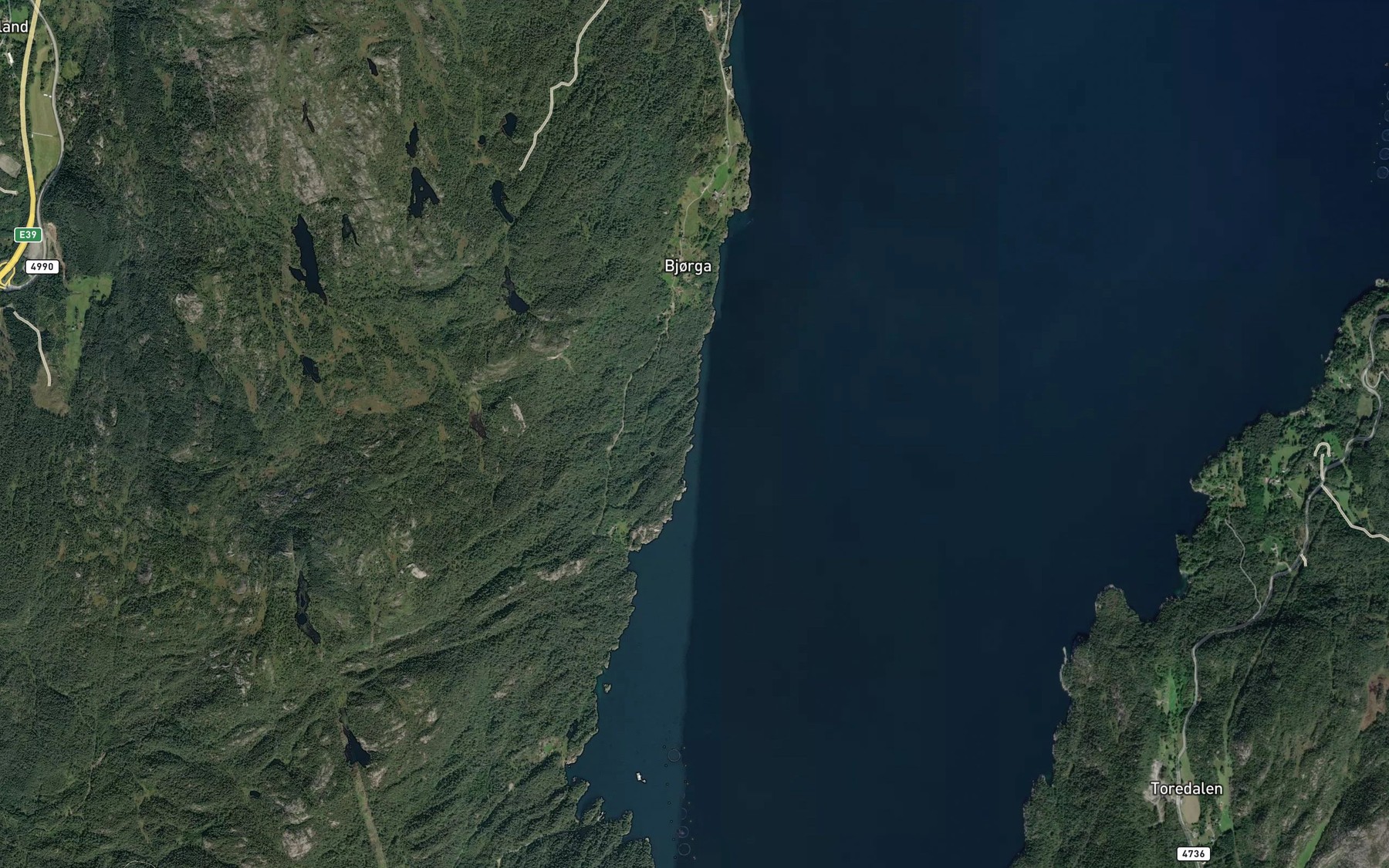 Satellite map of the Tommervika