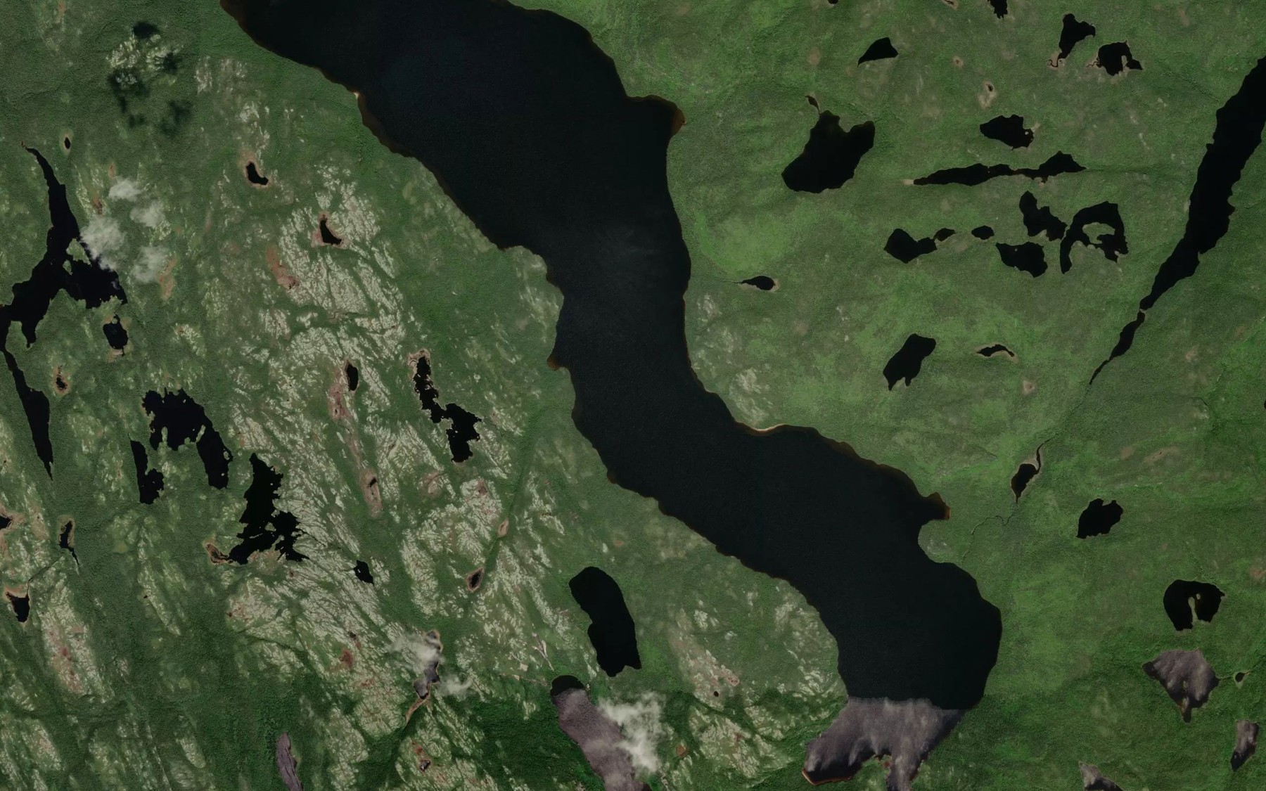 Satellite map of the Lac Shutler