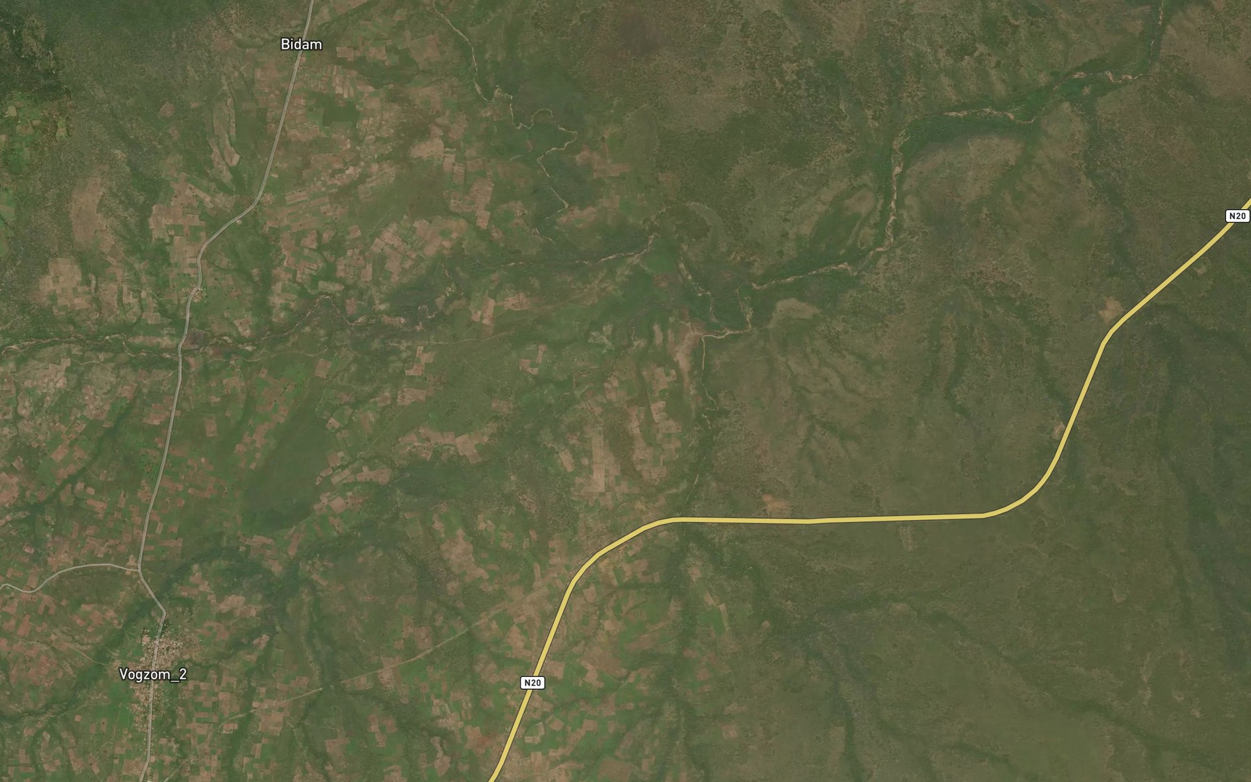 Satellite map of the Lezem