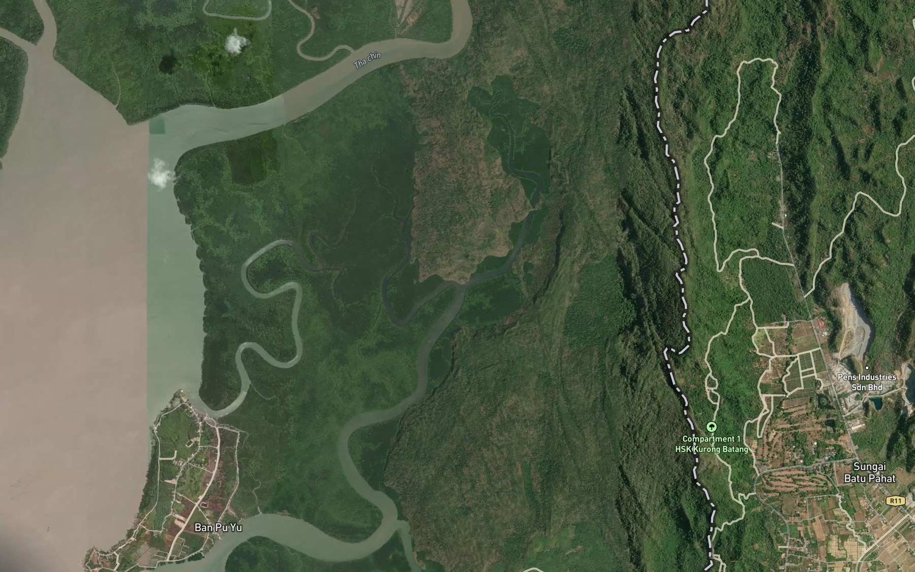 Satellite map of the Khlong Lat