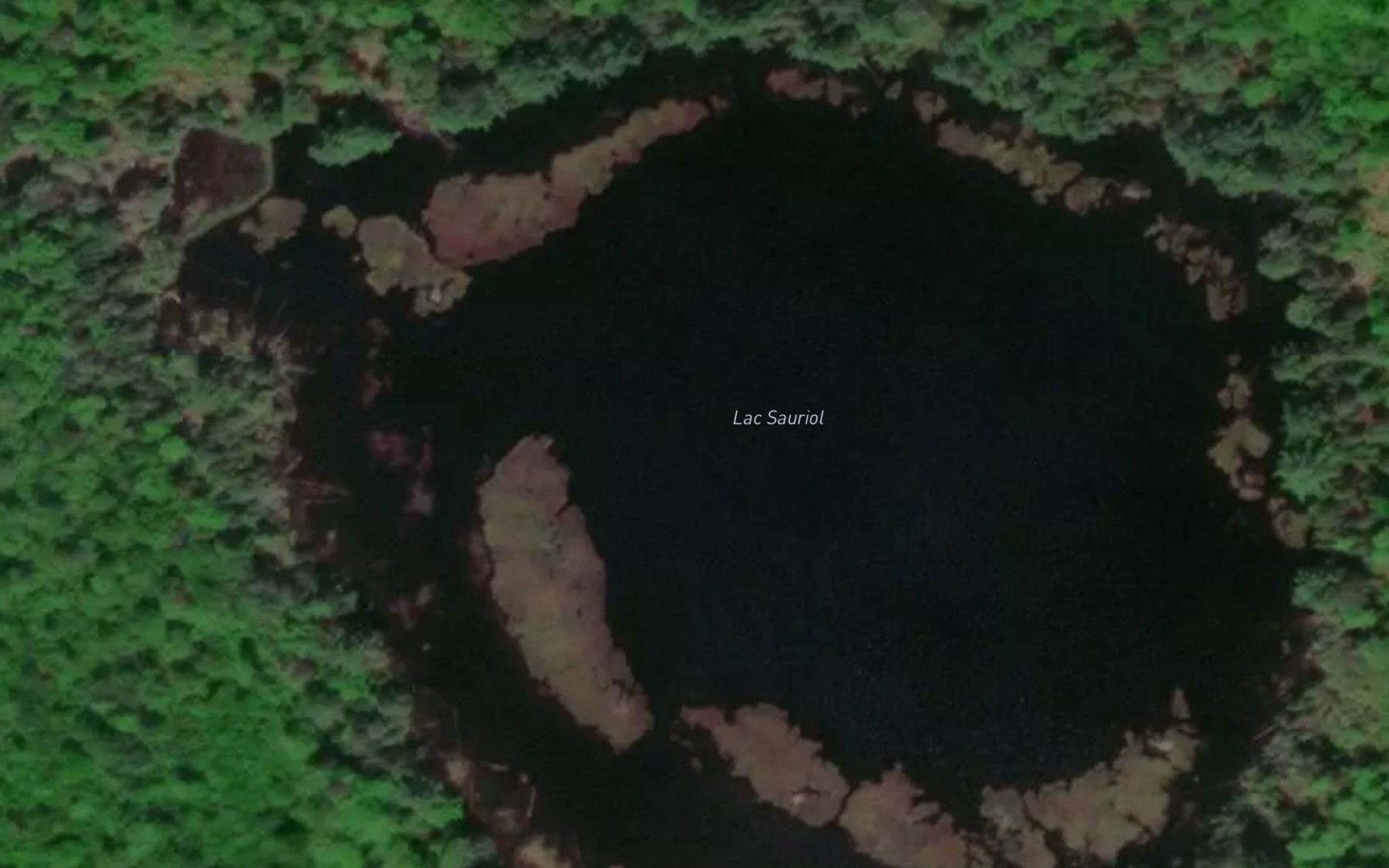 Satellite map of the Lac Sauriol