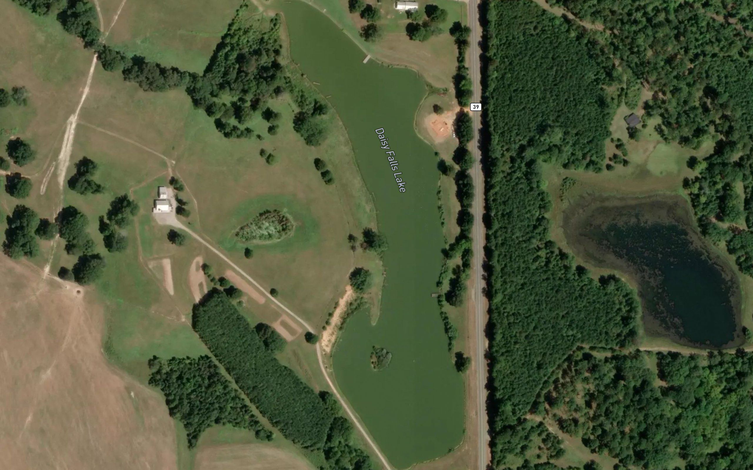 Daisy Falls Lake