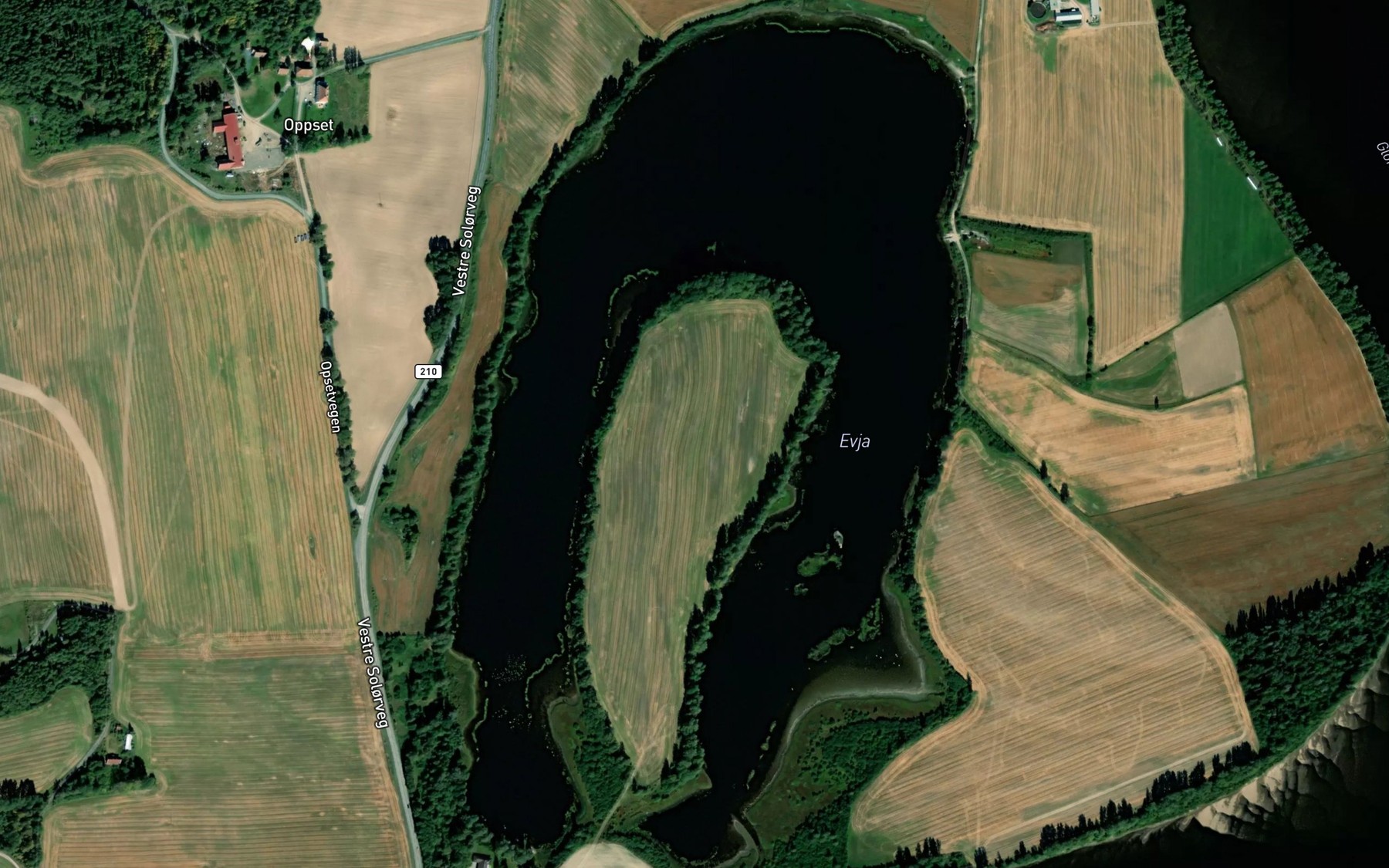Satellite map of the Evja