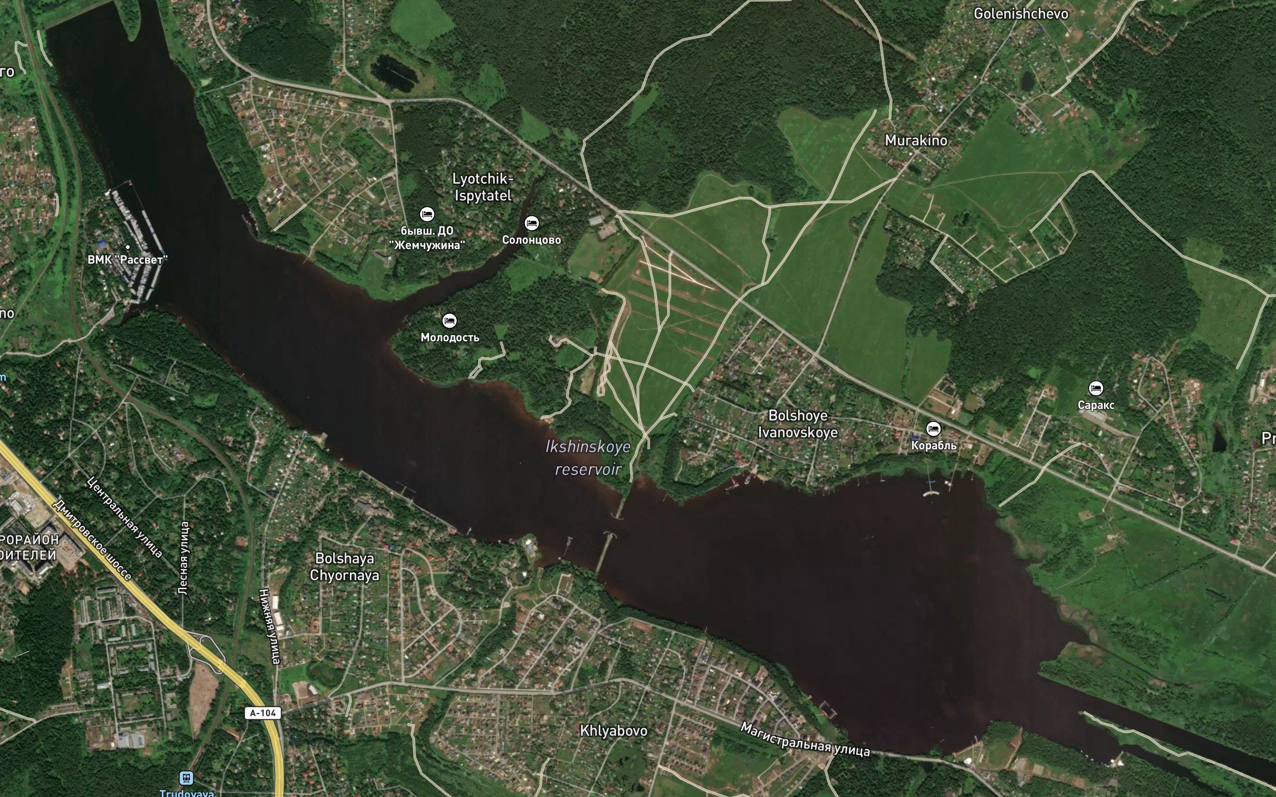 Ikshinskoye Vodokhranilishche
