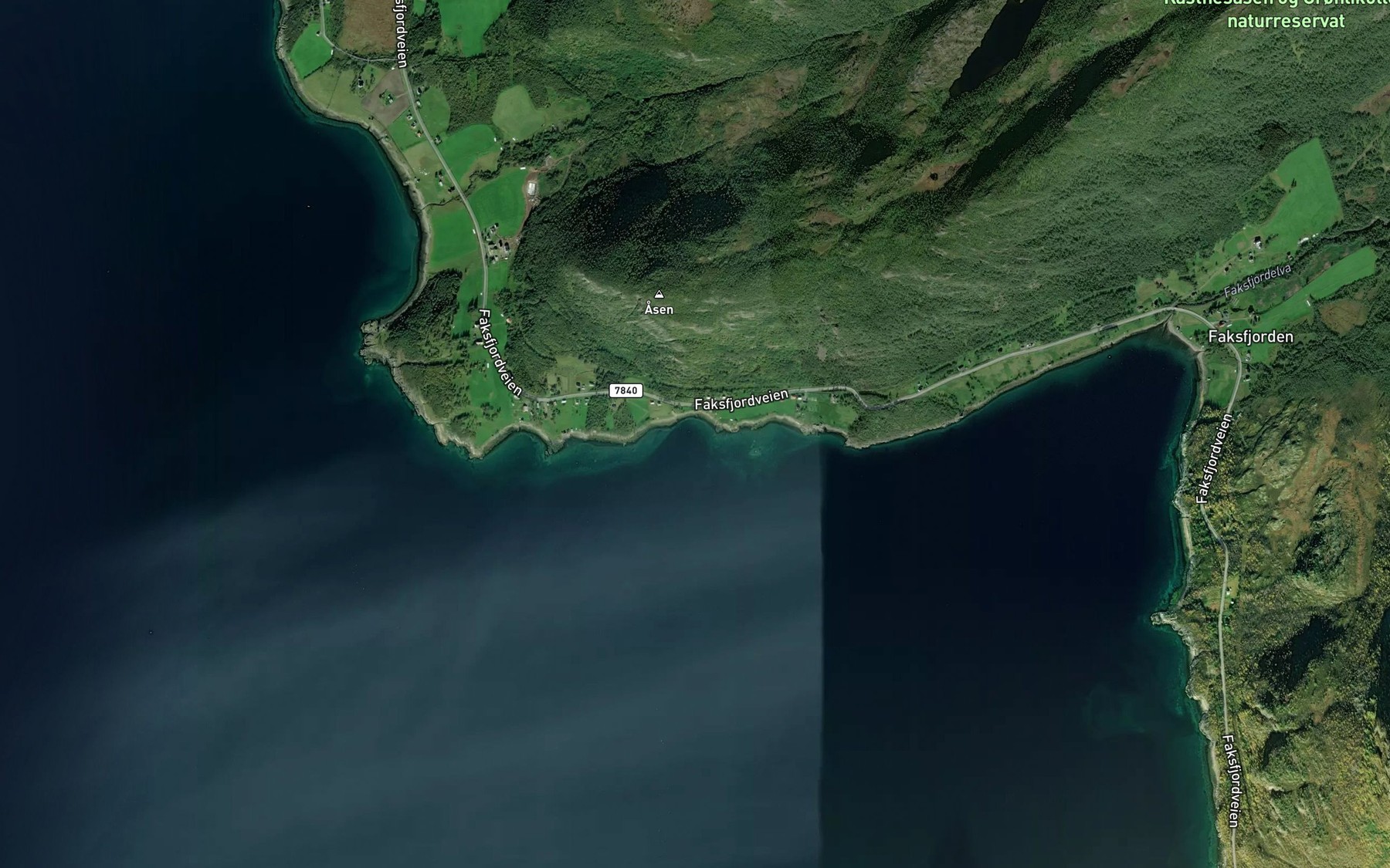 Satellite map of the Labukta
