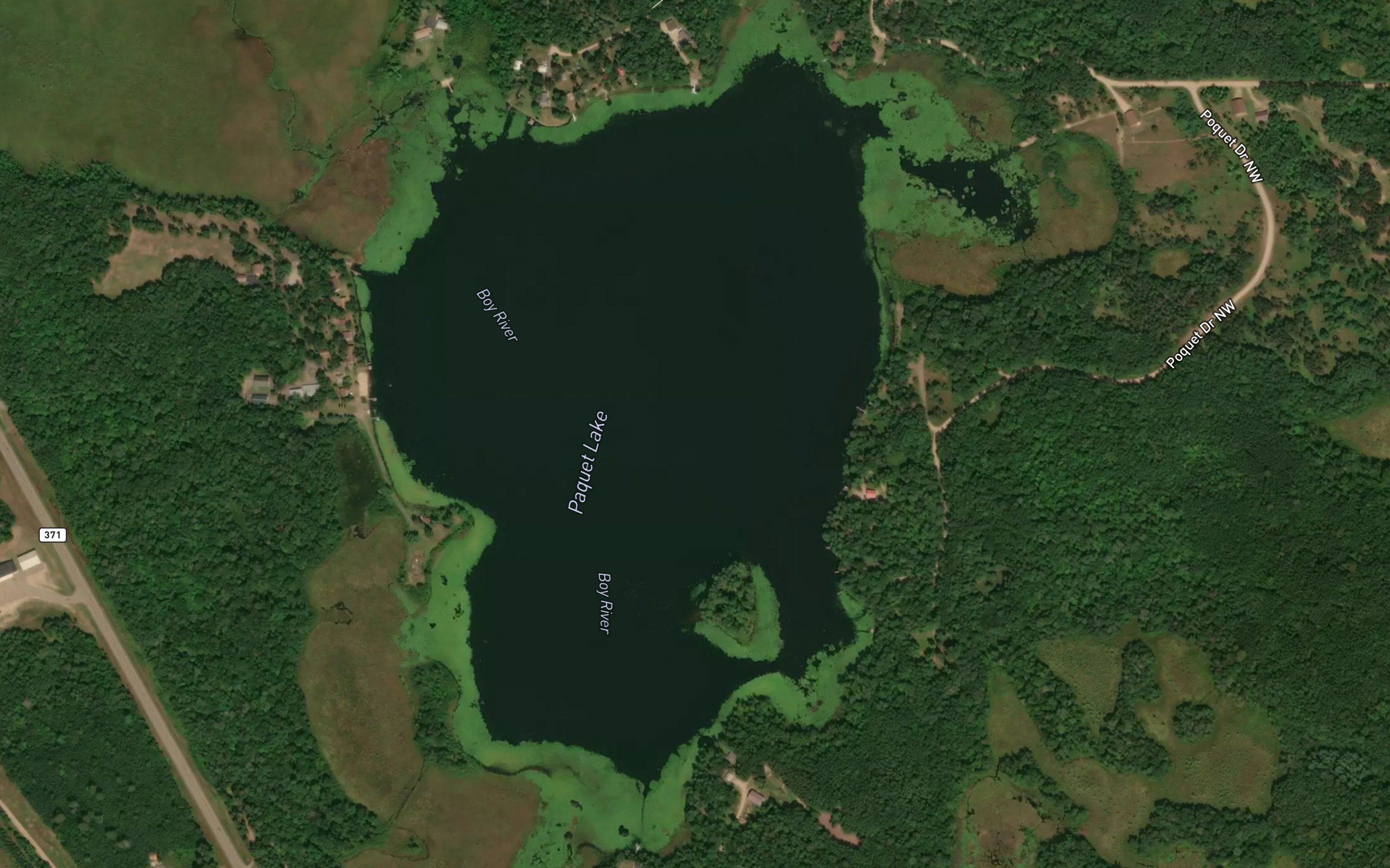 Paquet Lake