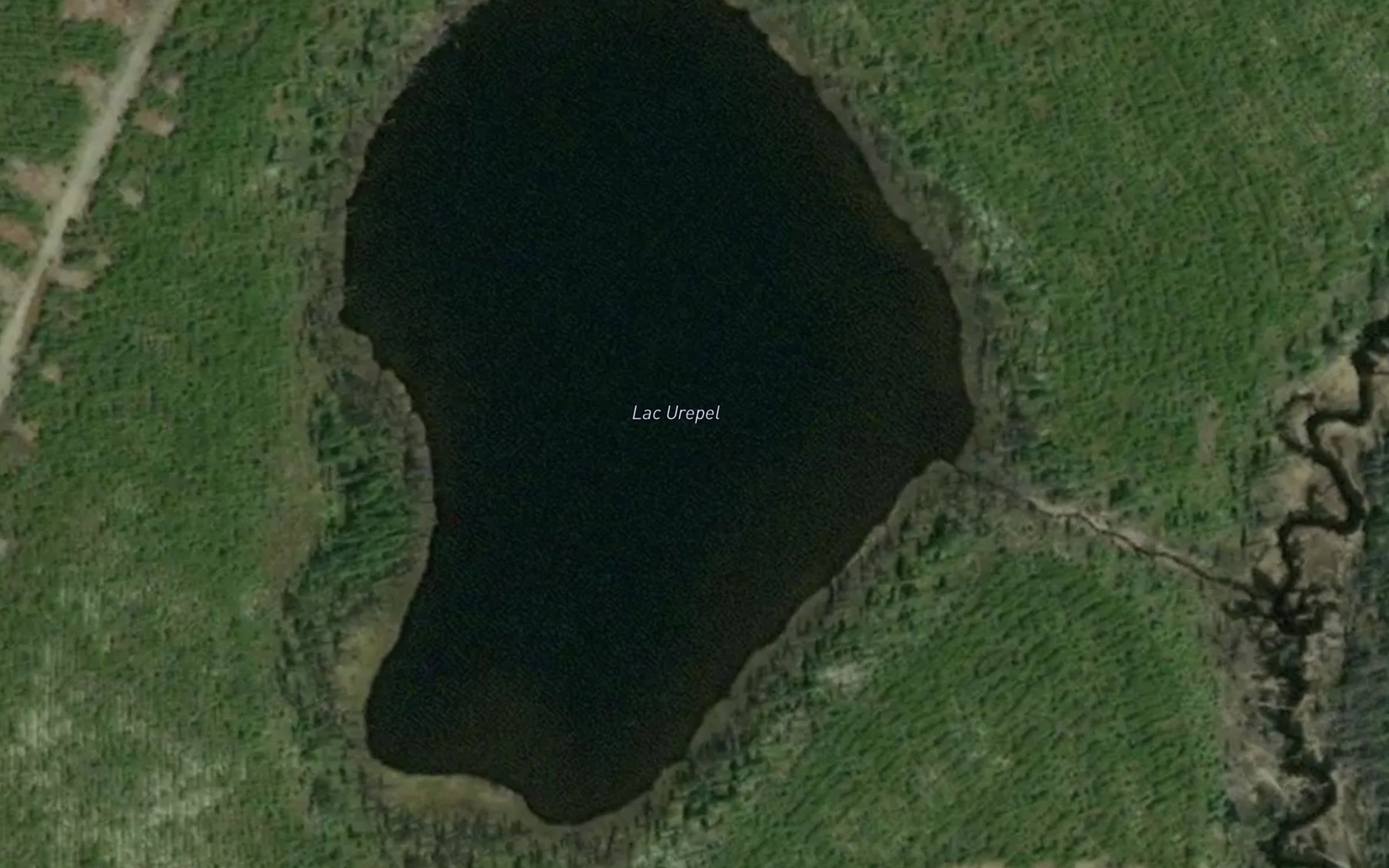 Satellite map of the Lac Urepel