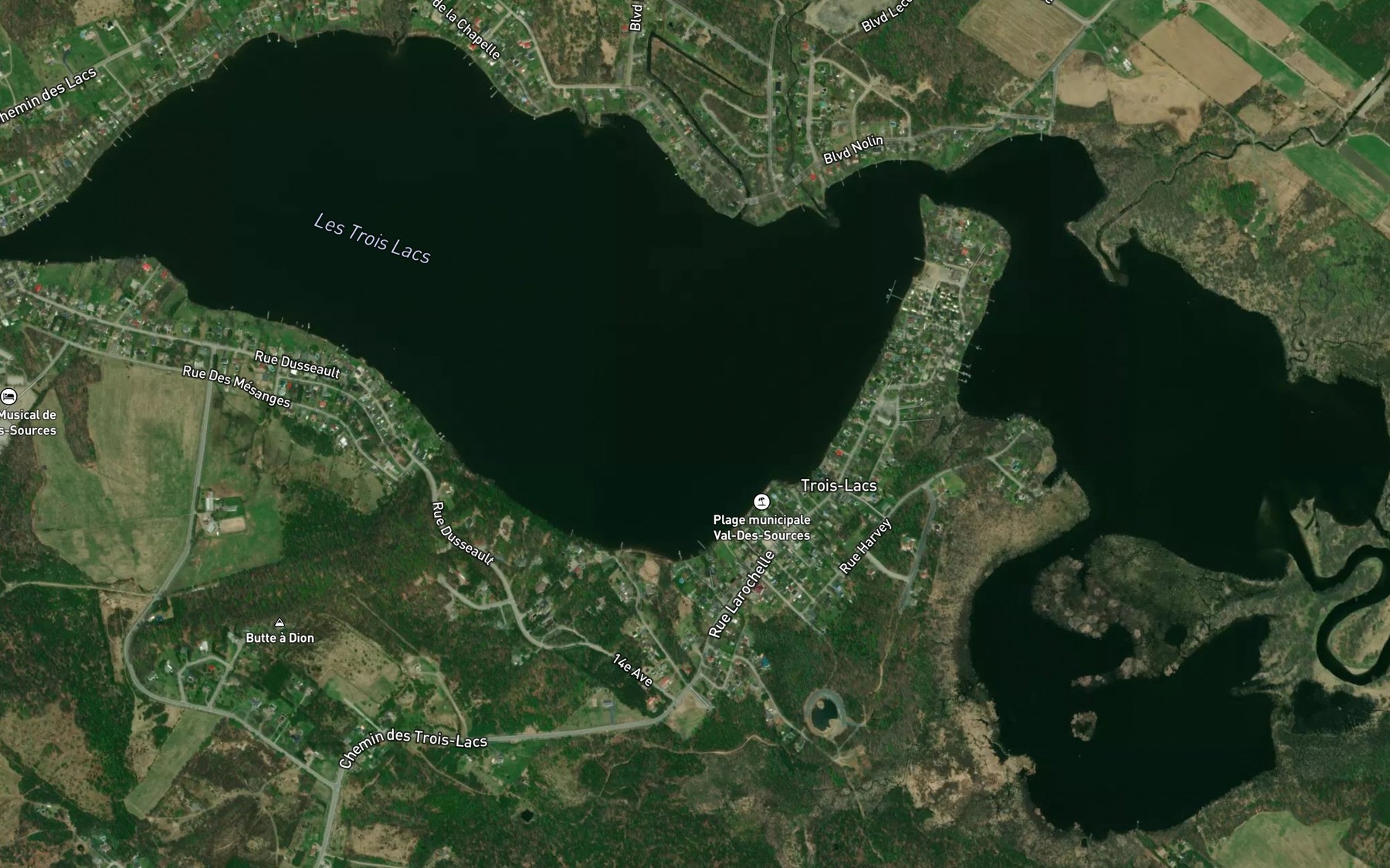Satellite map of the Les Trois Lacs