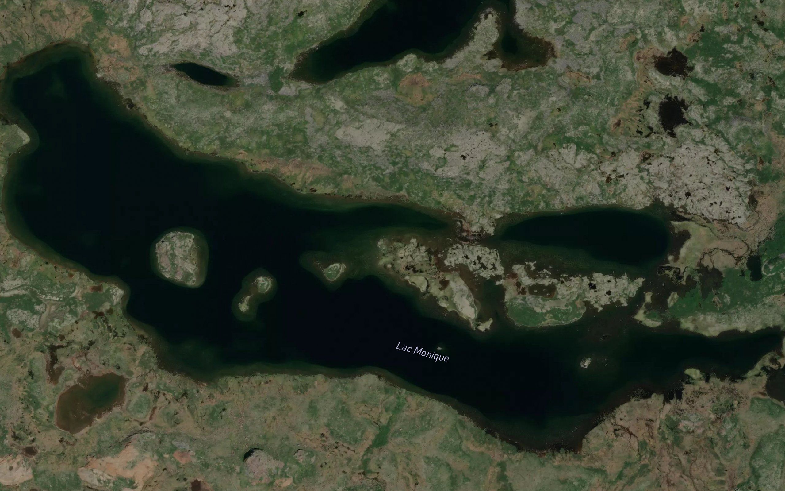 Lac Monique