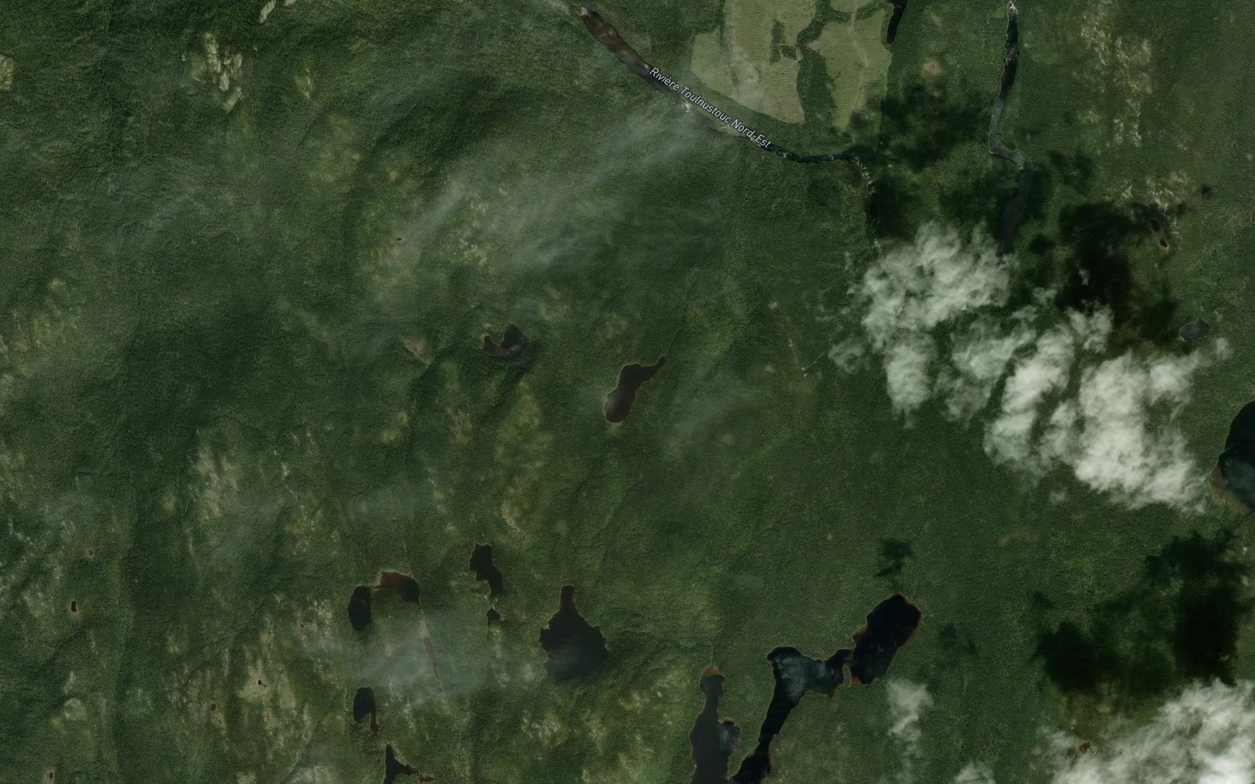 Satellite map of the Lac Quenouillant