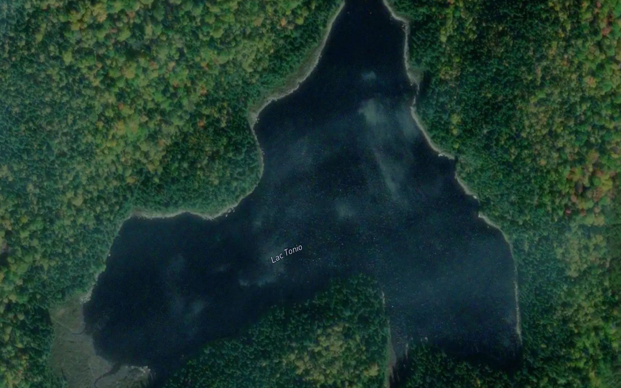 Lac Tonio