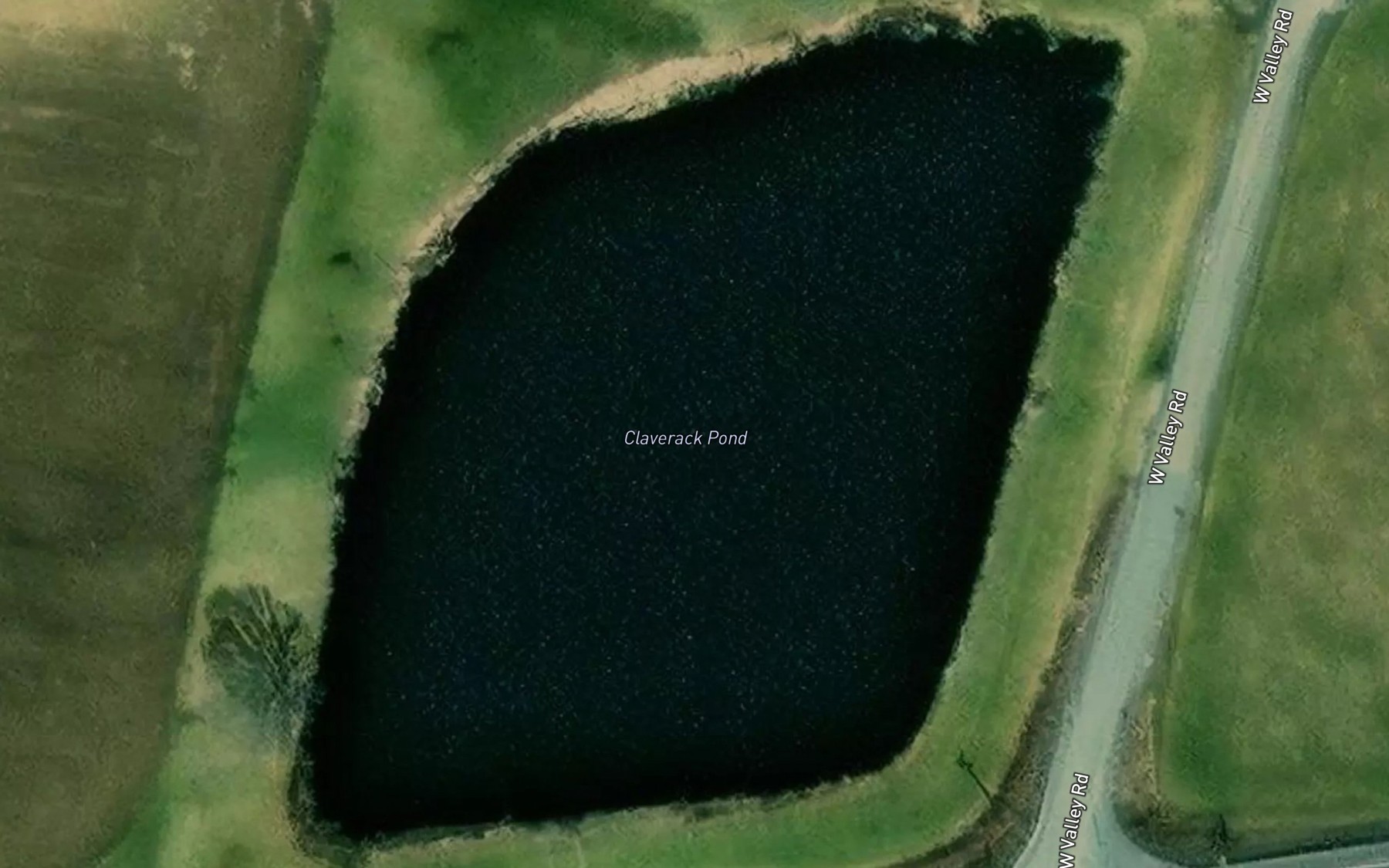 Satellite map of the Claverack Pond