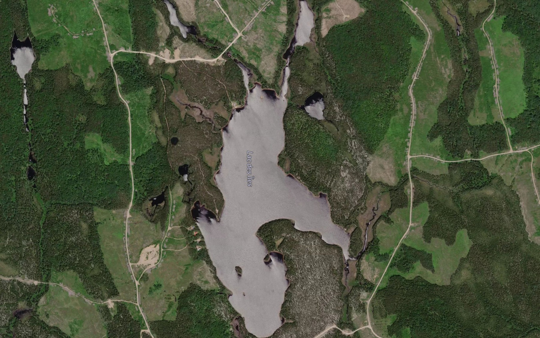 Satellite map of the Lac des Iles