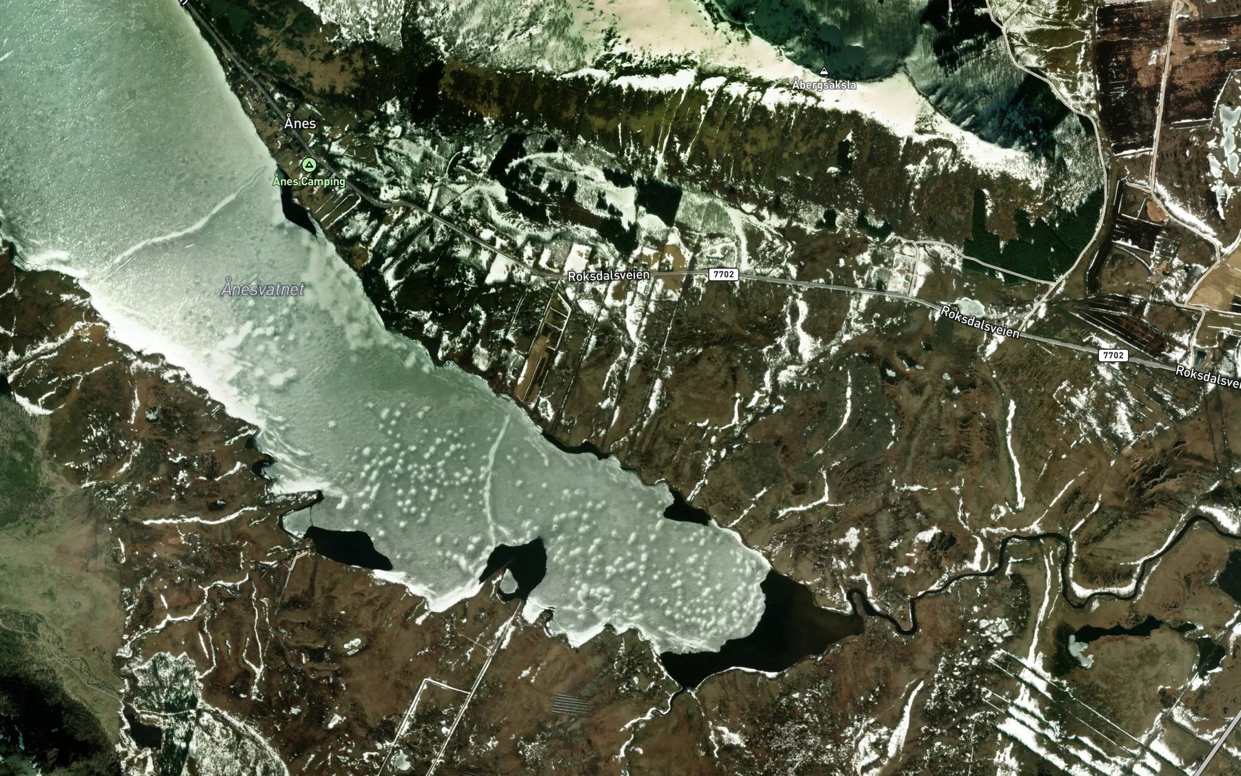 Satellite map of the Heimste-Holbekken