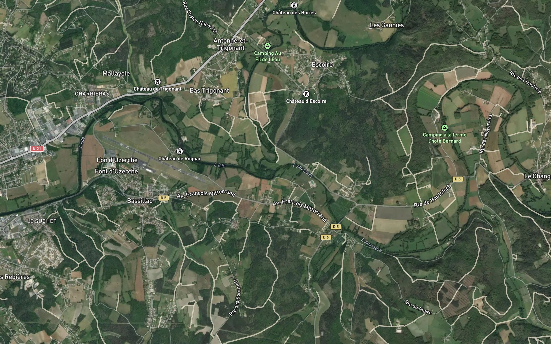 Satellite map of the Auvezere