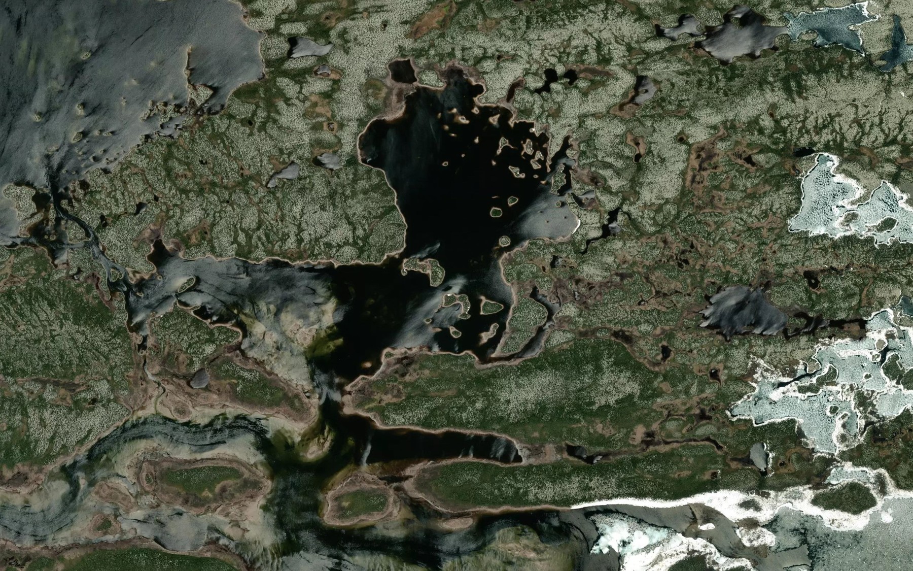 Satellite map of the Baie Vipart
