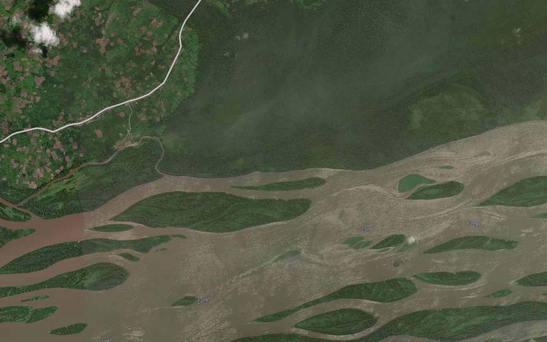 Satellite map of the Mombenga