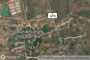 Ang Kep Nam Ban Khlong Taphan Hin