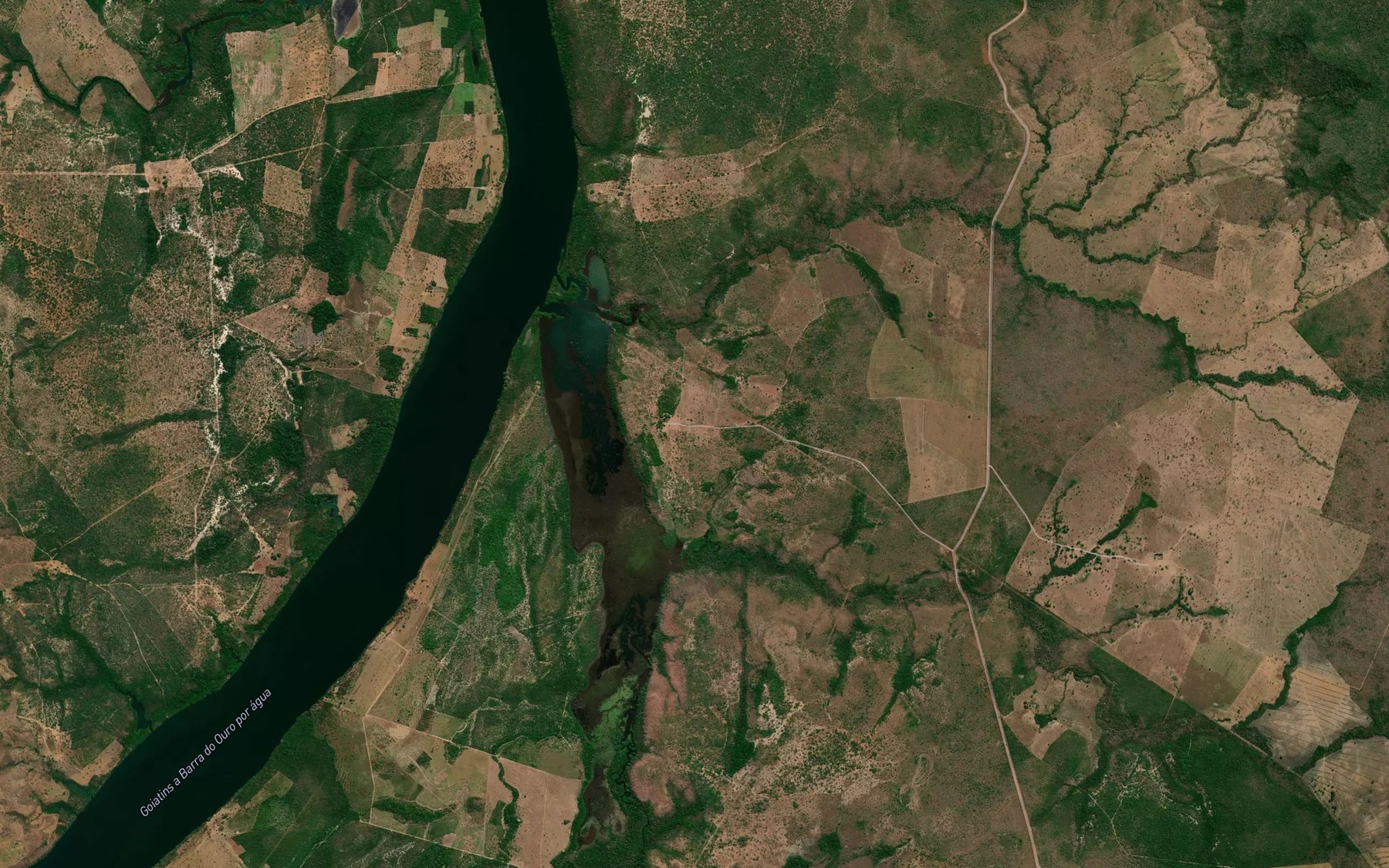 Satellite map of the Rio do Ouro